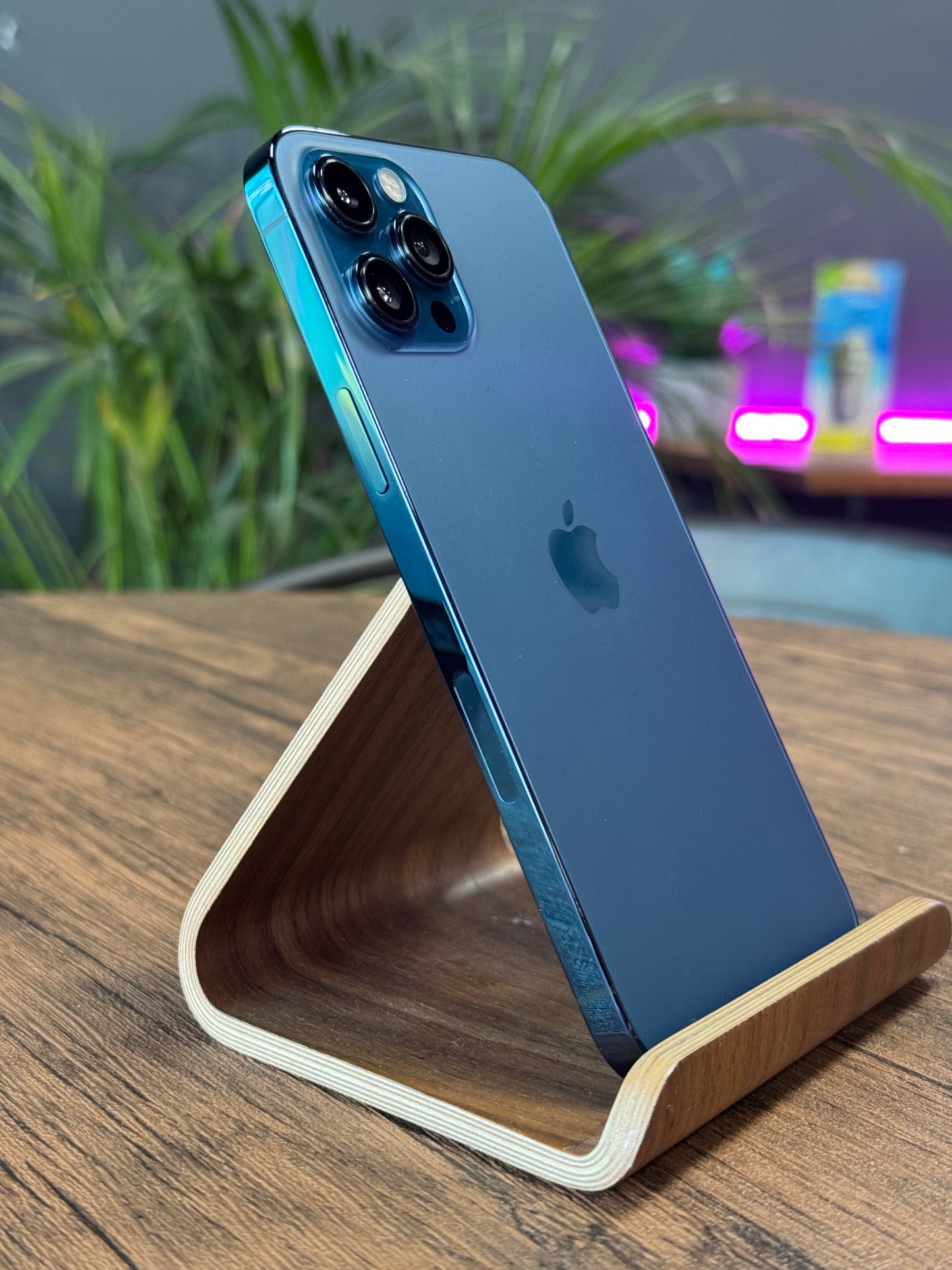 Pre-owned Apple iPhone 12 Pro Max (256GB Blue) A++ Like New