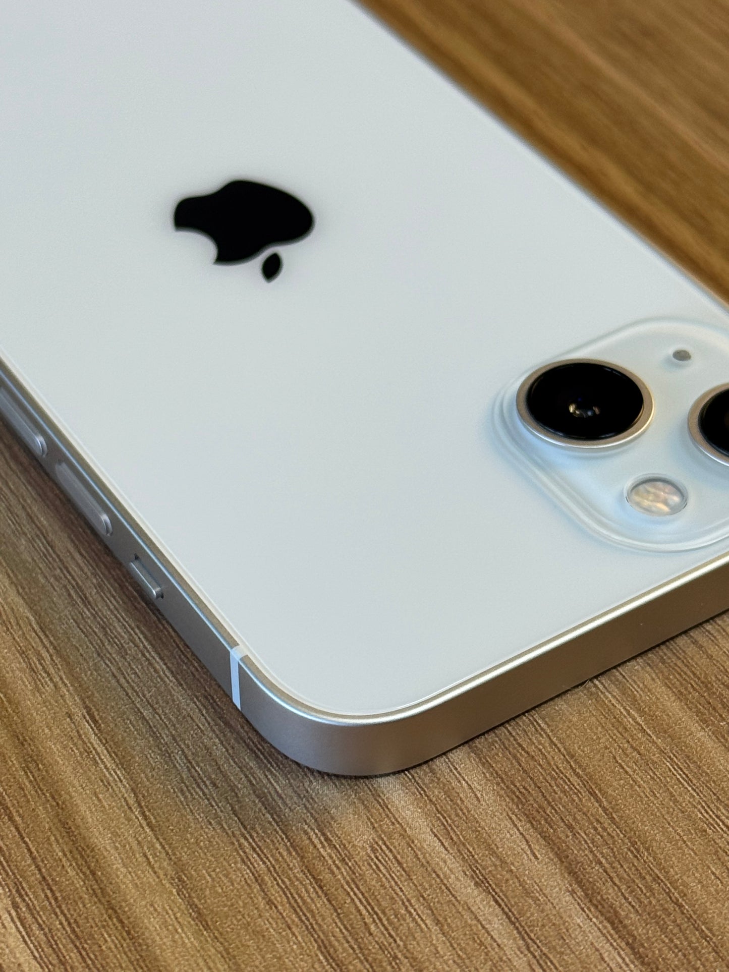 Pre-owned Apple iPhone 13 (128GB Pink) - A-grade