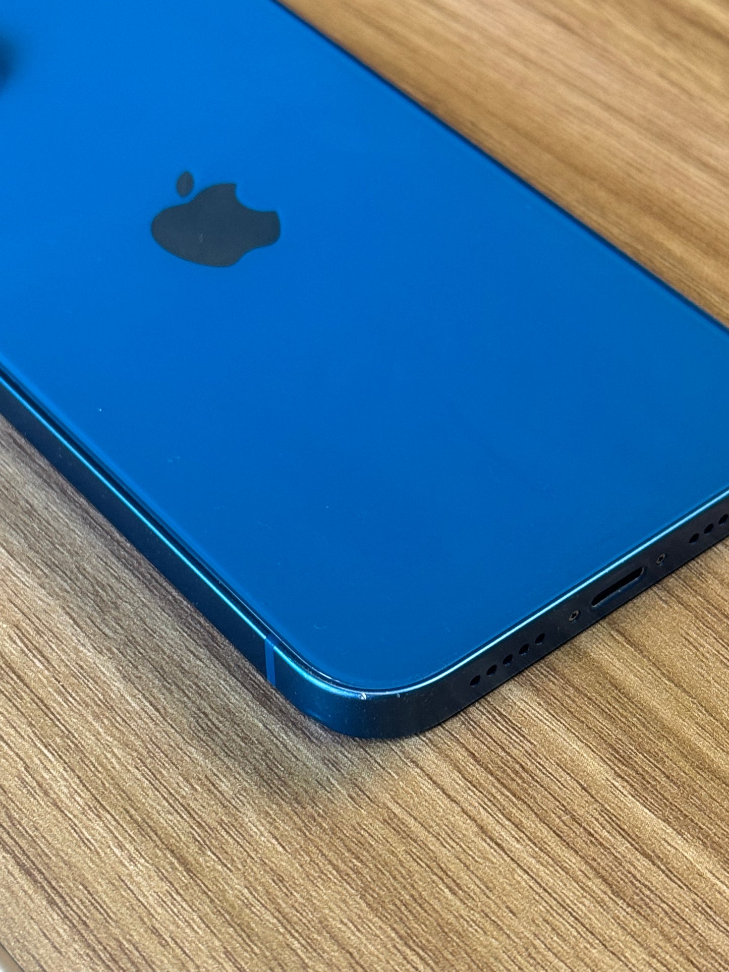 Pre-owned Apple iPhone 13 (128GB Blue) - A/B grade
