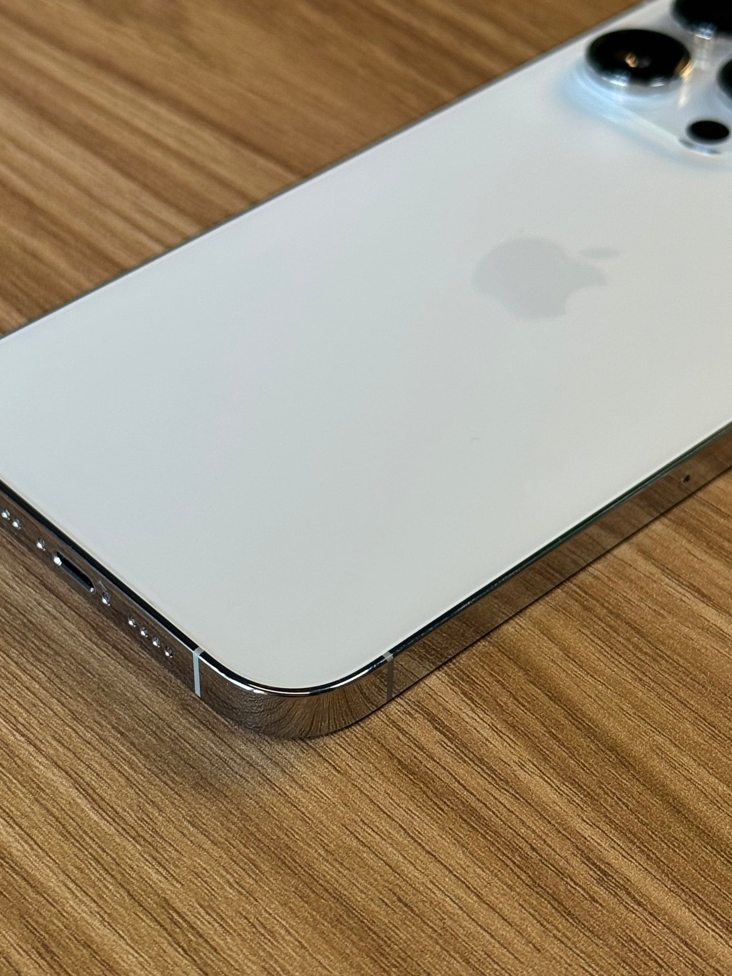 Pre-owned iPhone 14 Pro Max (128GB White) - A-Grade