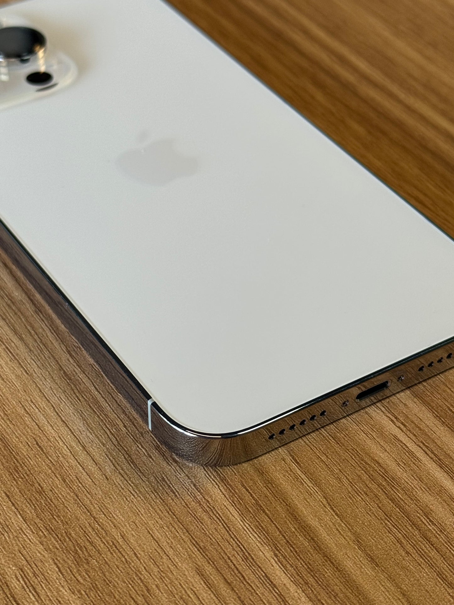 Pre-owned iPhone 14 Pro Max (128GB White) - A-Grade