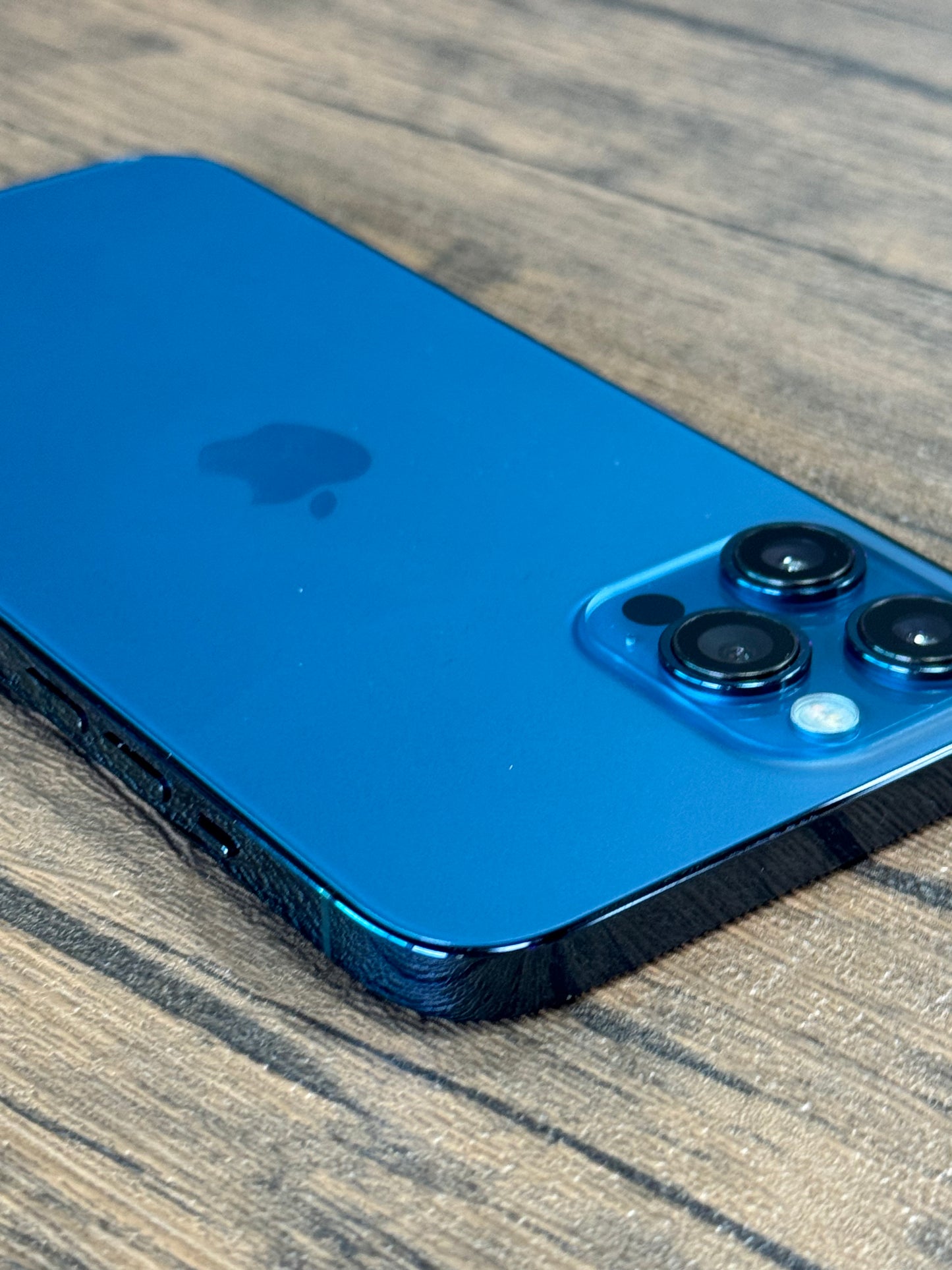 Pre-owned Apple iPhone 12 Pro Max (256GB Blue) A++ Like New