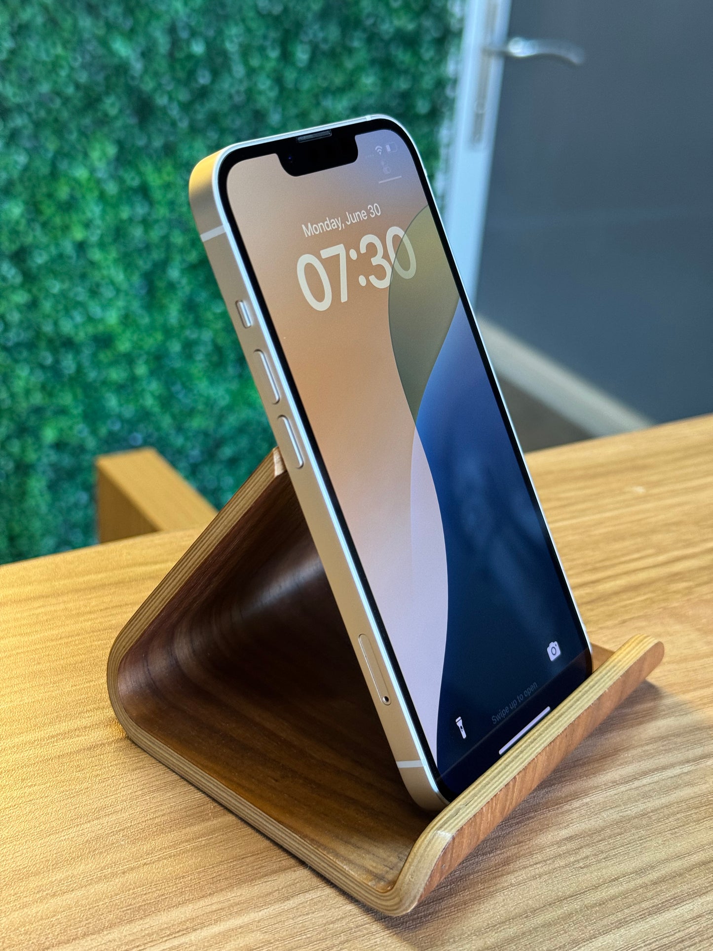 Pre-owned Apple iPhone 13 (128GB Pink) - A-grade