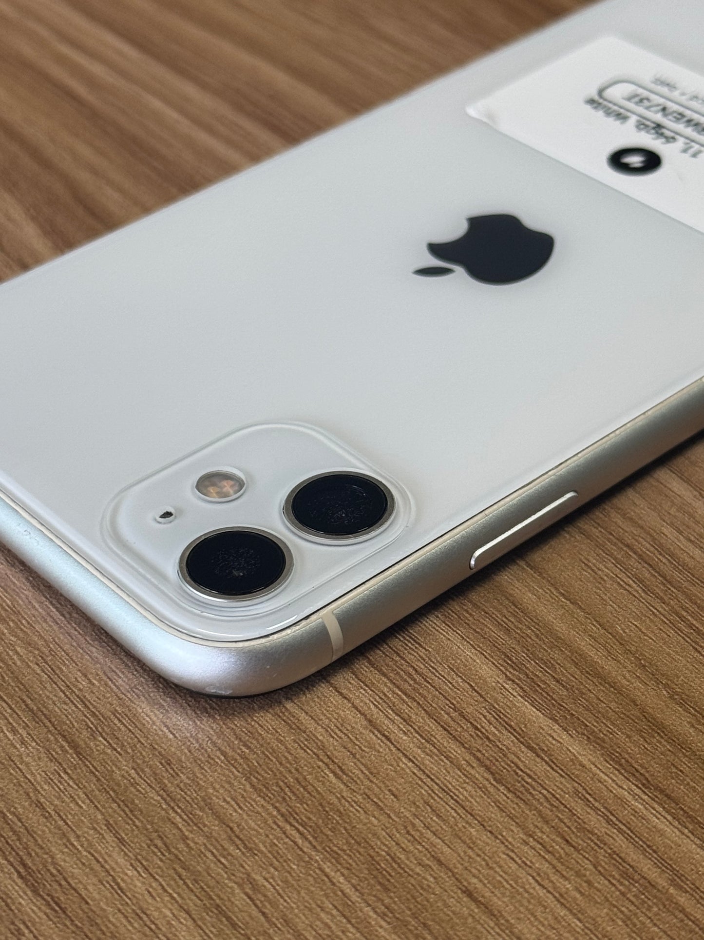 Pre-owned Apple iPhone 11 (64gb White) - A-grade