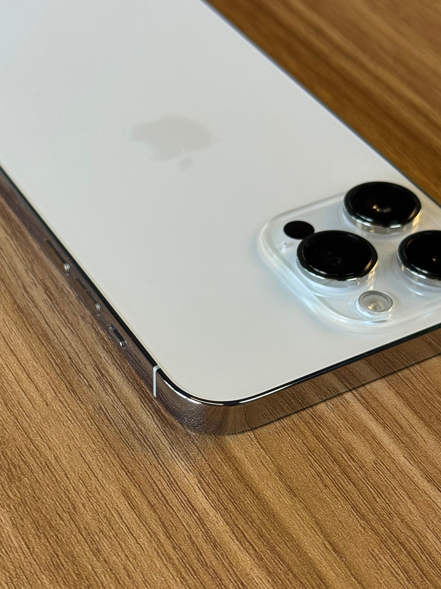 Pre-owned iPhone 14 Pro Max (128GB White) - A-Grade