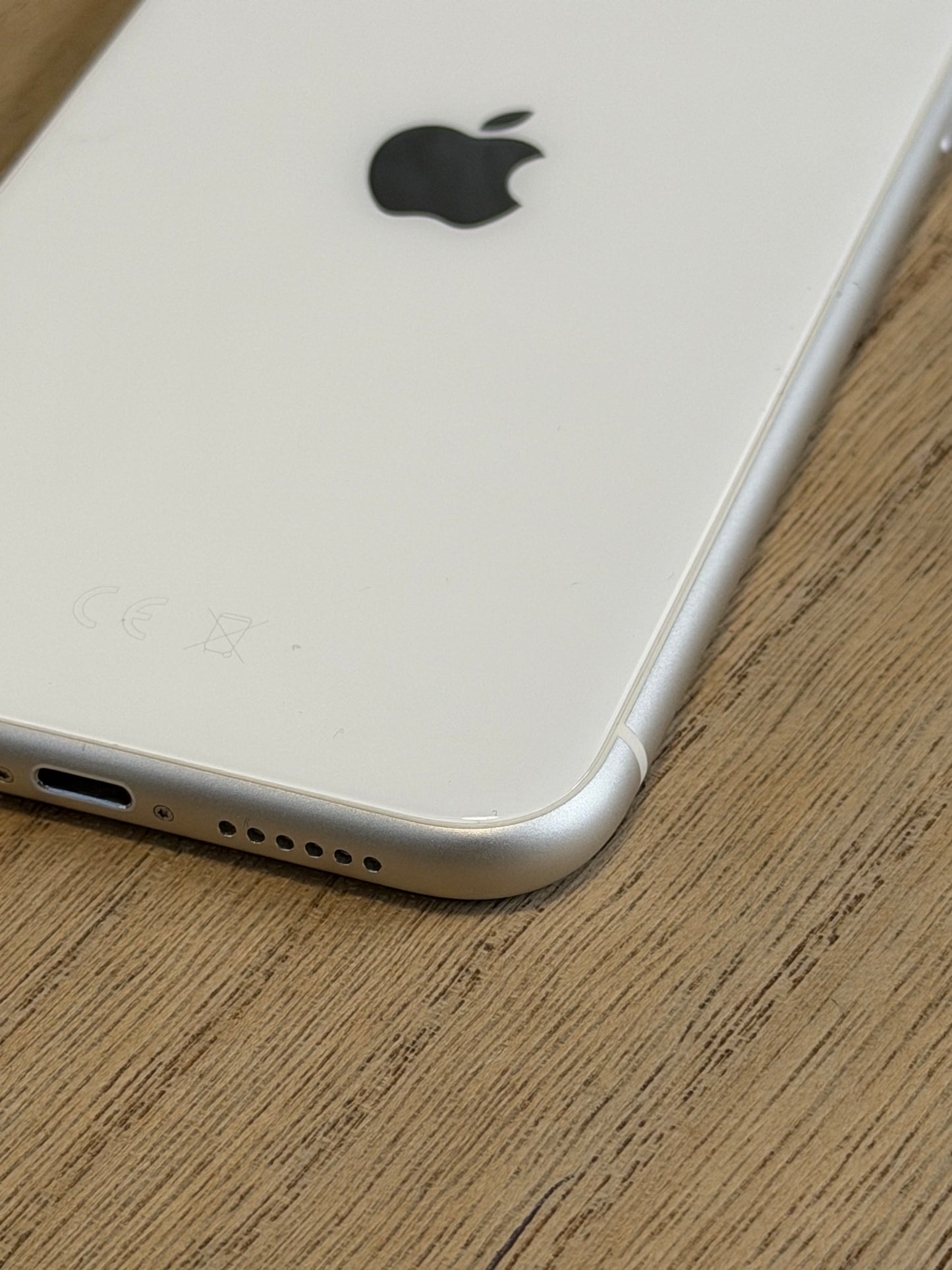 Pre-owned Apple iPhone 11 (64GB White) - A-grade