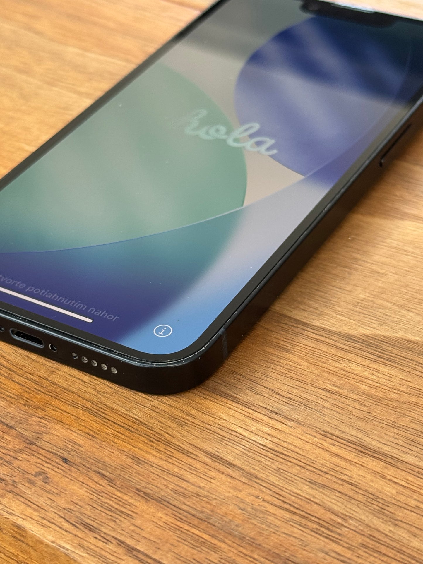 Pre-owned Apple iPhone 13 (128gb Black) - A/B-grade