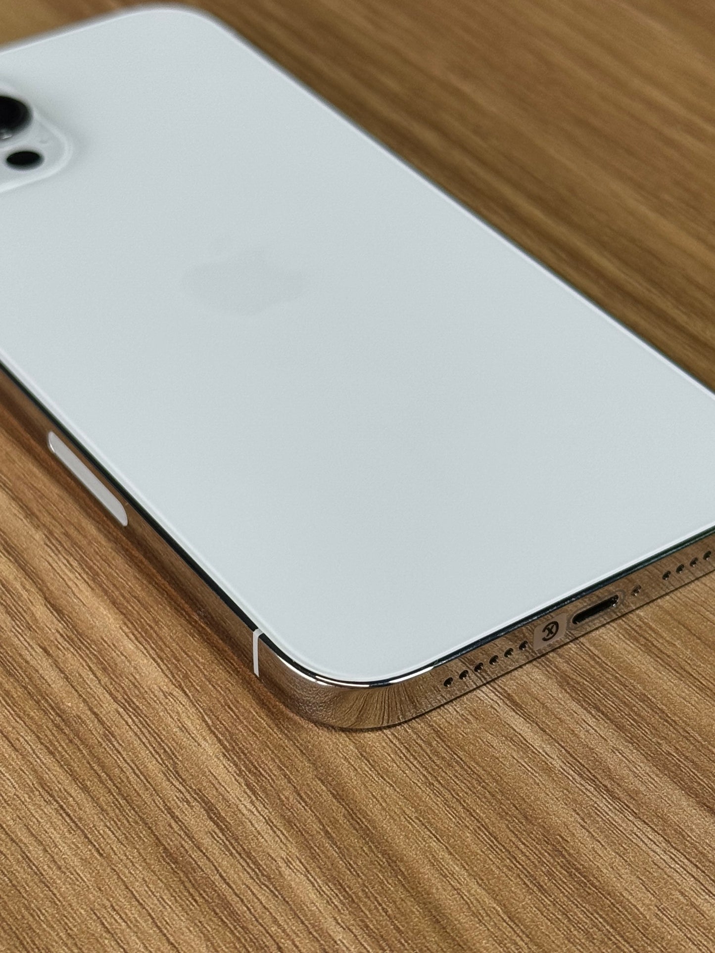 Pre-owned Apple iPhone 12 Pro Max (128GB White) - Like New Condition A++