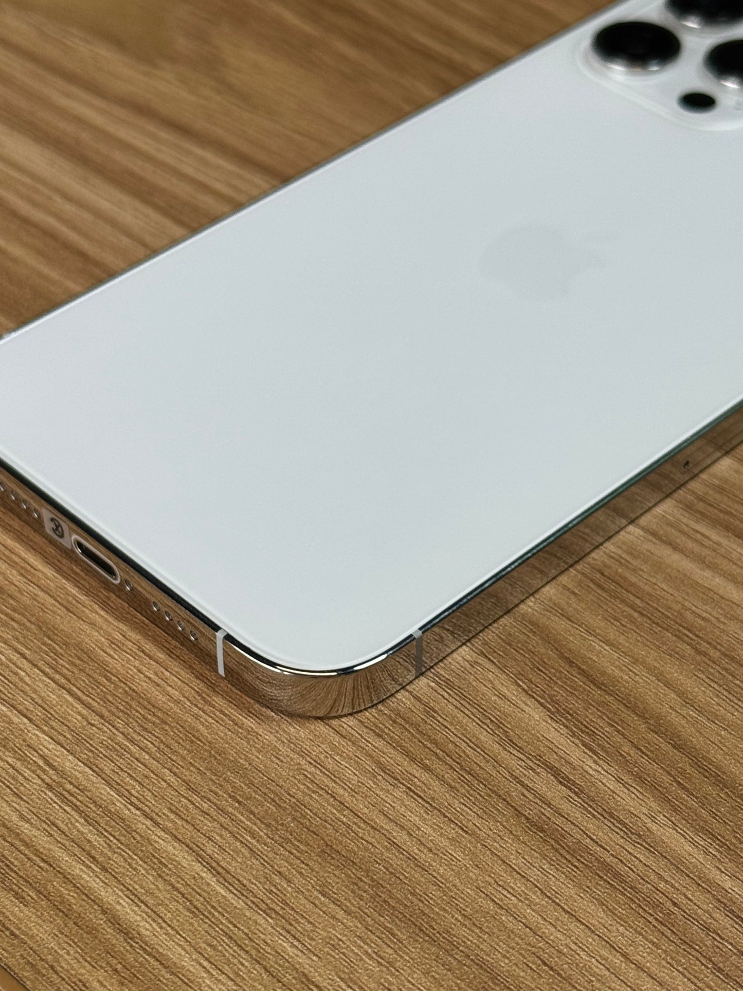 Pre-owned Apple iPhone 12 Pro Max (128GB White) - Like New Condition A++