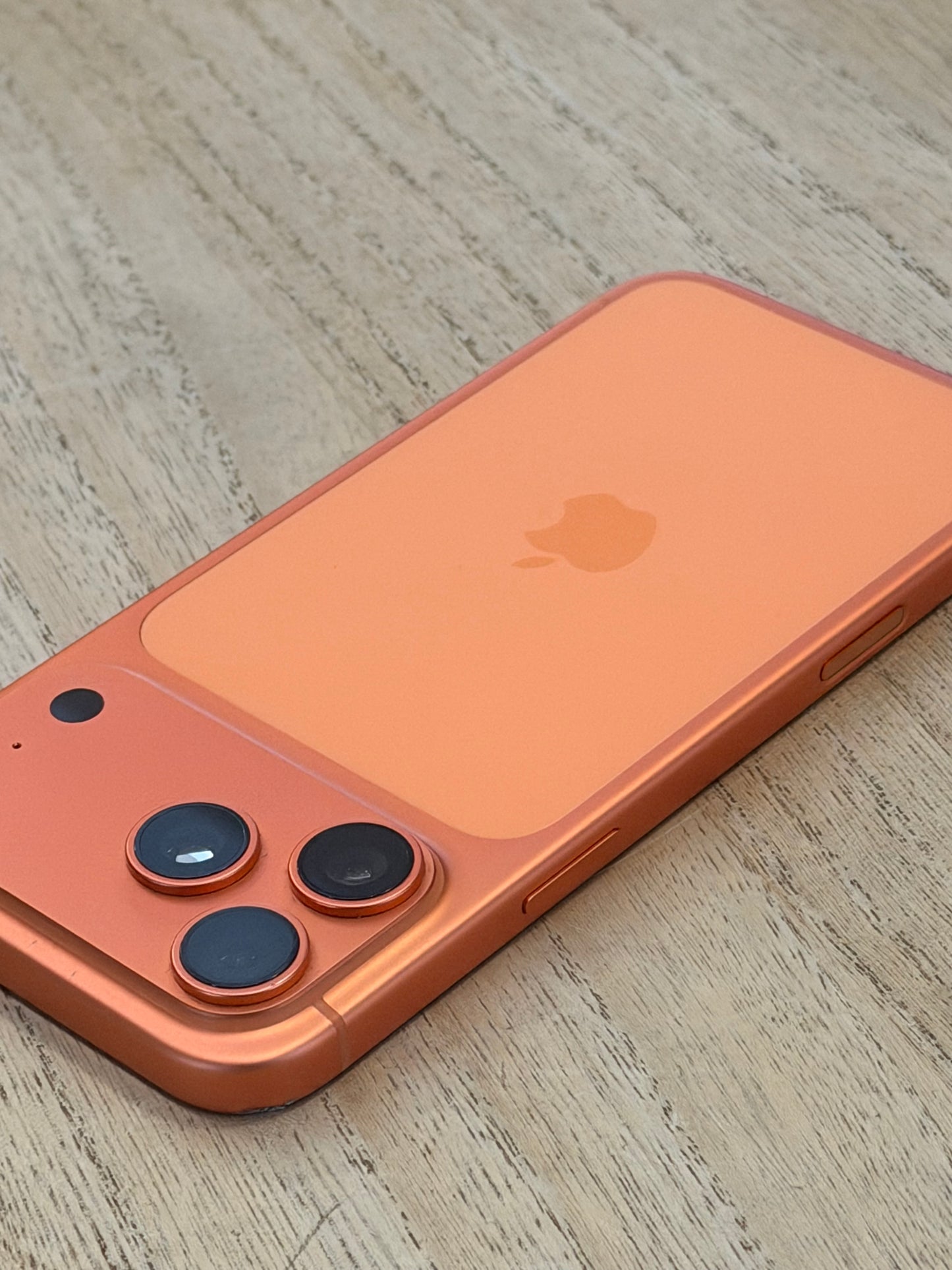 Pre-owned Apple iPhone 17 Pro Max (256gb Orange) - A-Grade