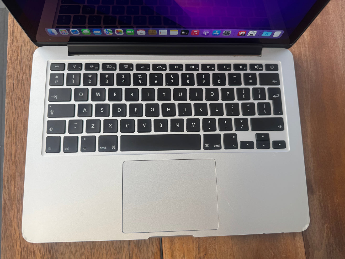 Pre-owned Apple 13" Macbook Pro i5 (2015, 256gb) - B-grade