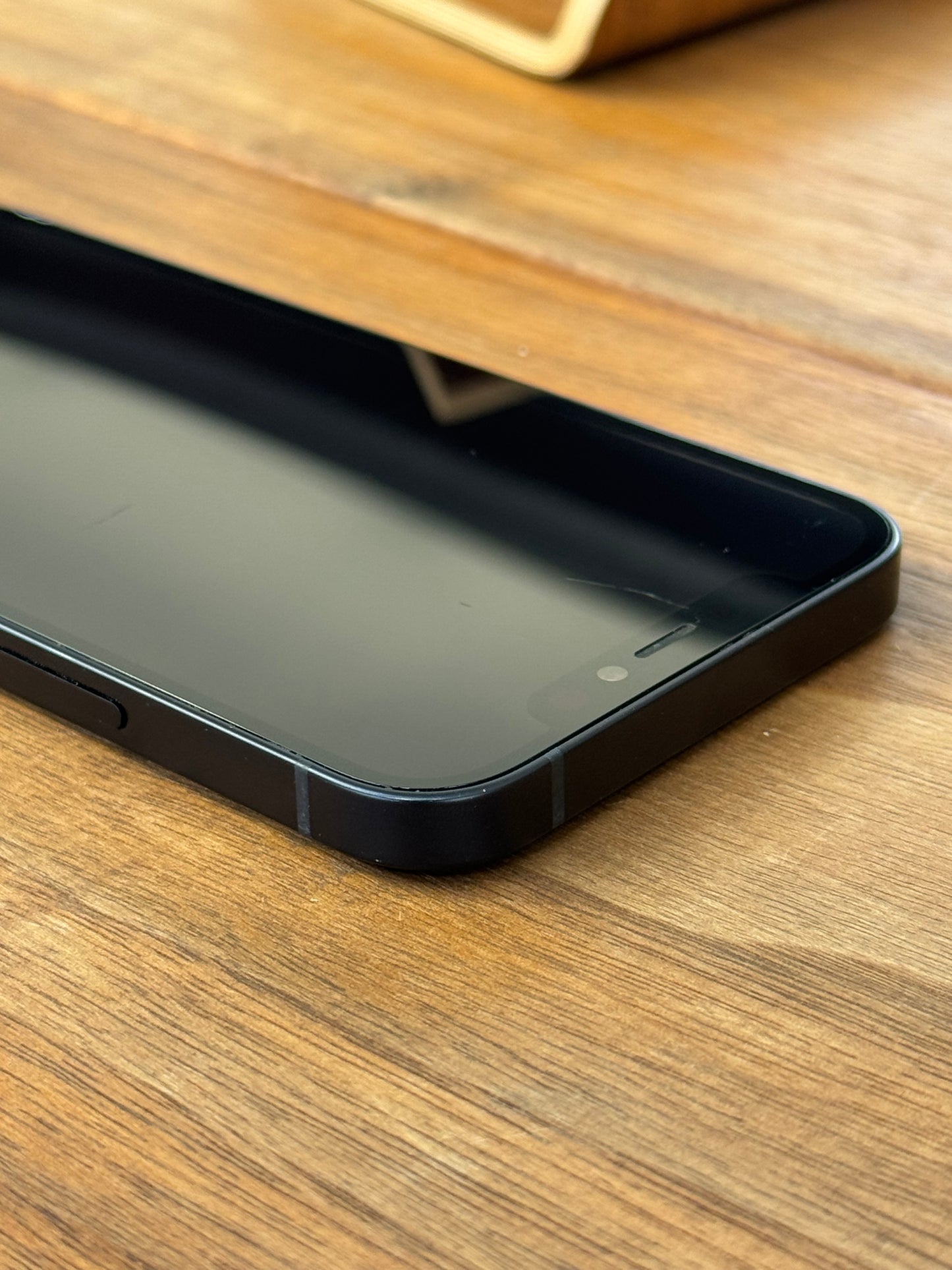 Pre-owned Apple iPhone 12 (128GB Black) - A-Grade