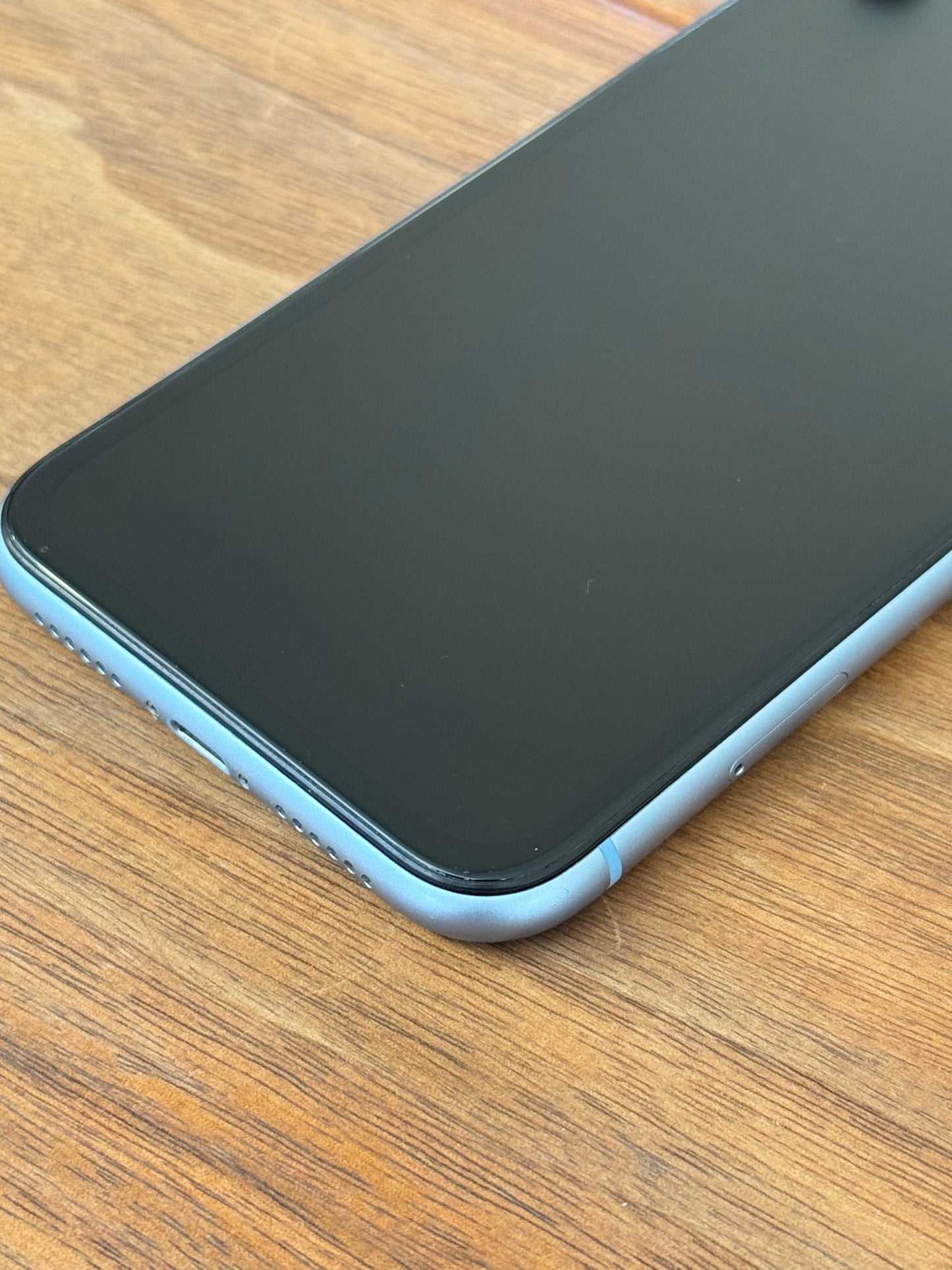 Pre-owned Apple iPhone Xr (64GB Blue) - B-Grade