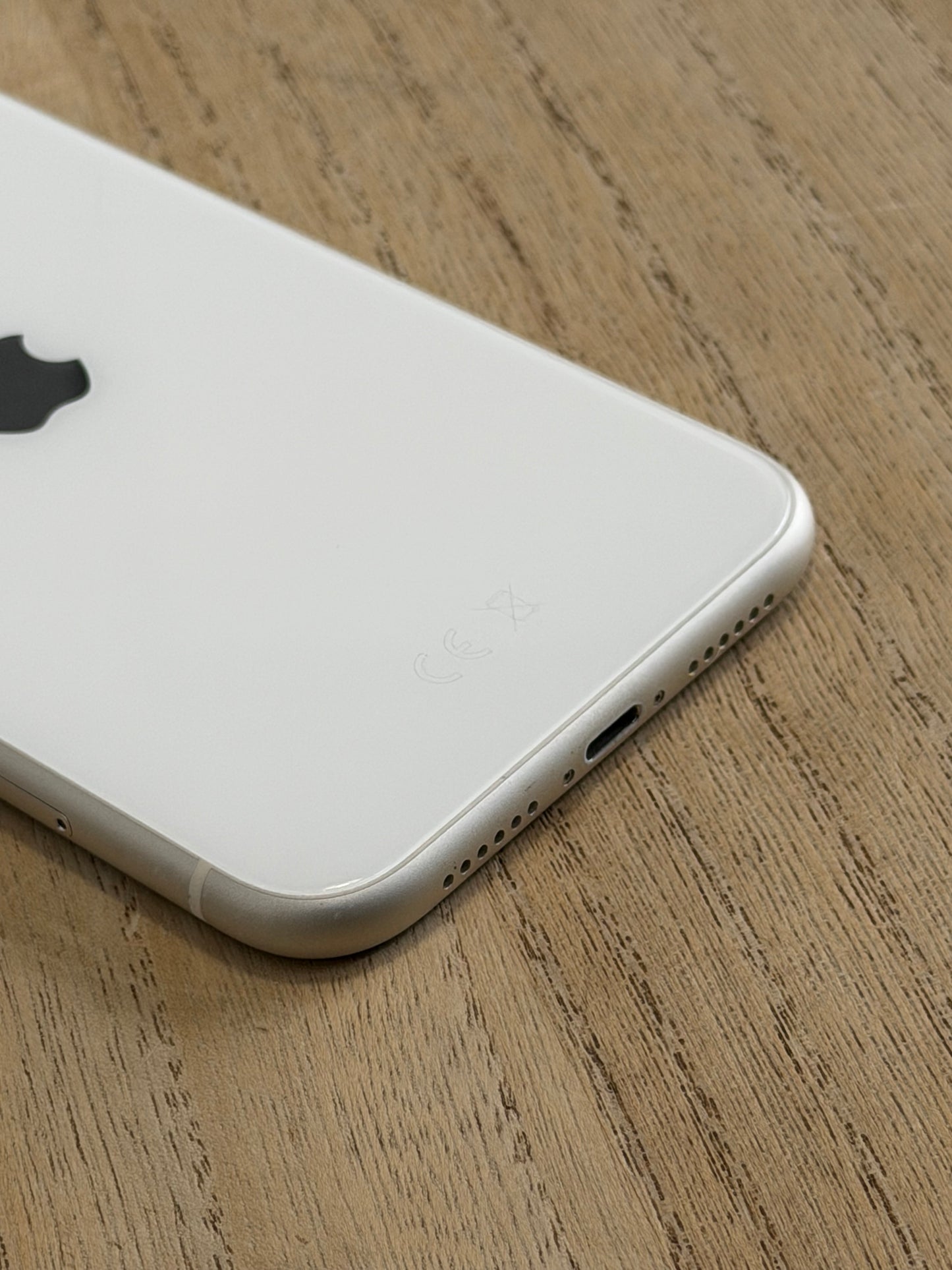 Pre-owned Apple iPhone 11 (64GB White) - A-grade