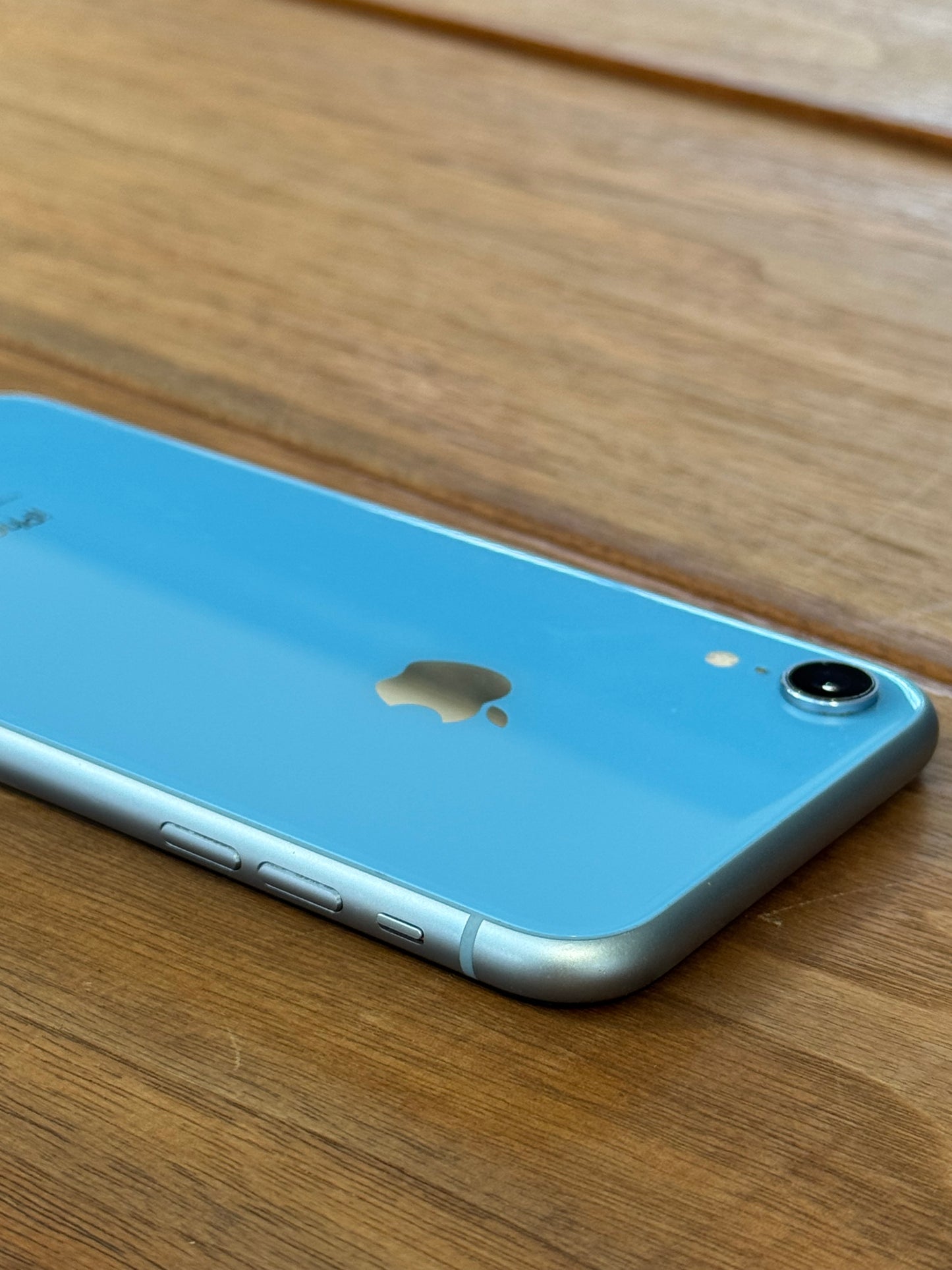 Pre-owned Apple iPhone Xr (64GB Blue) - B-Grade