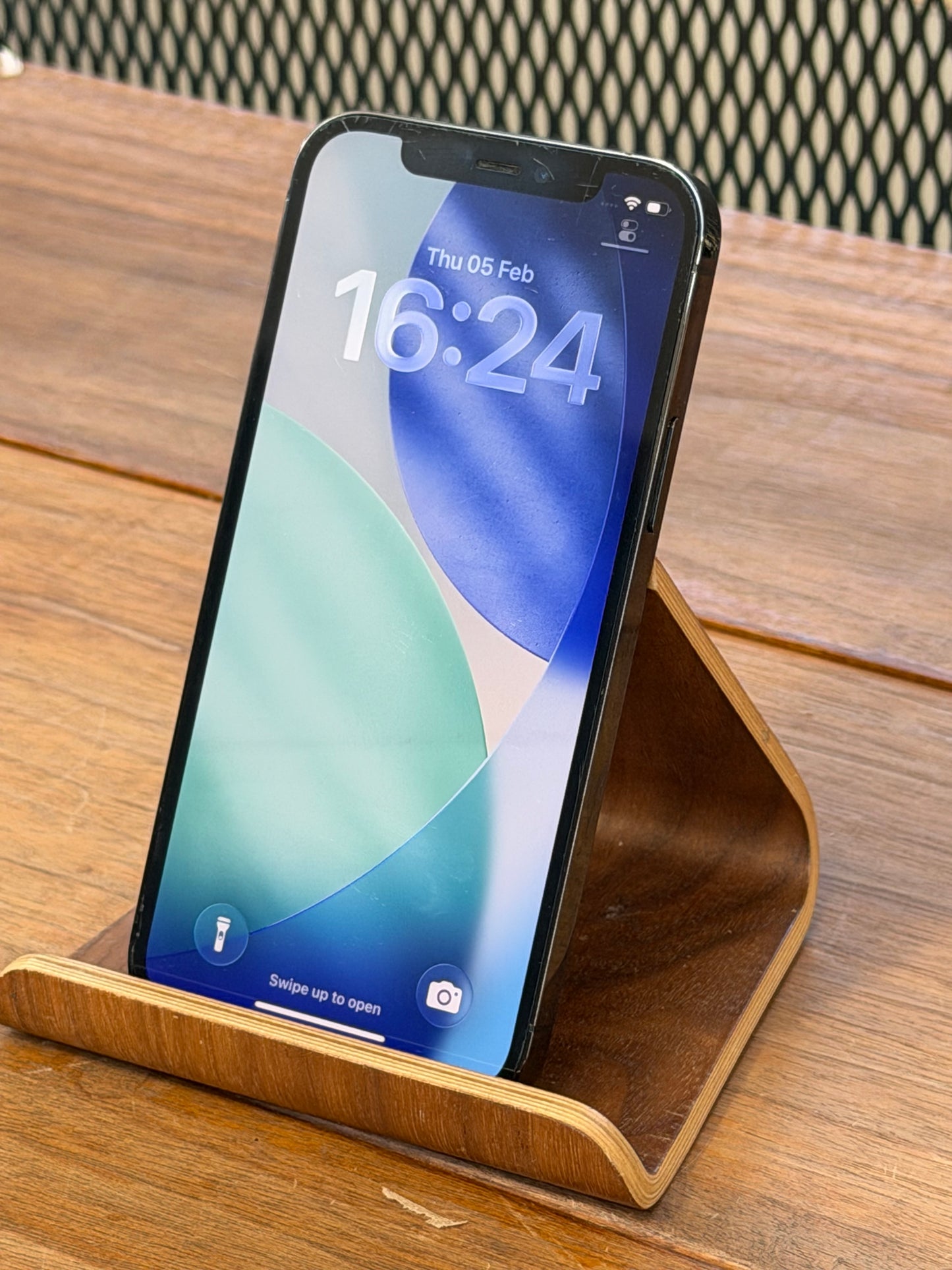 Pre-owned Apple iPhone 12 Pro (128GB Space Grey) - A/B Grade