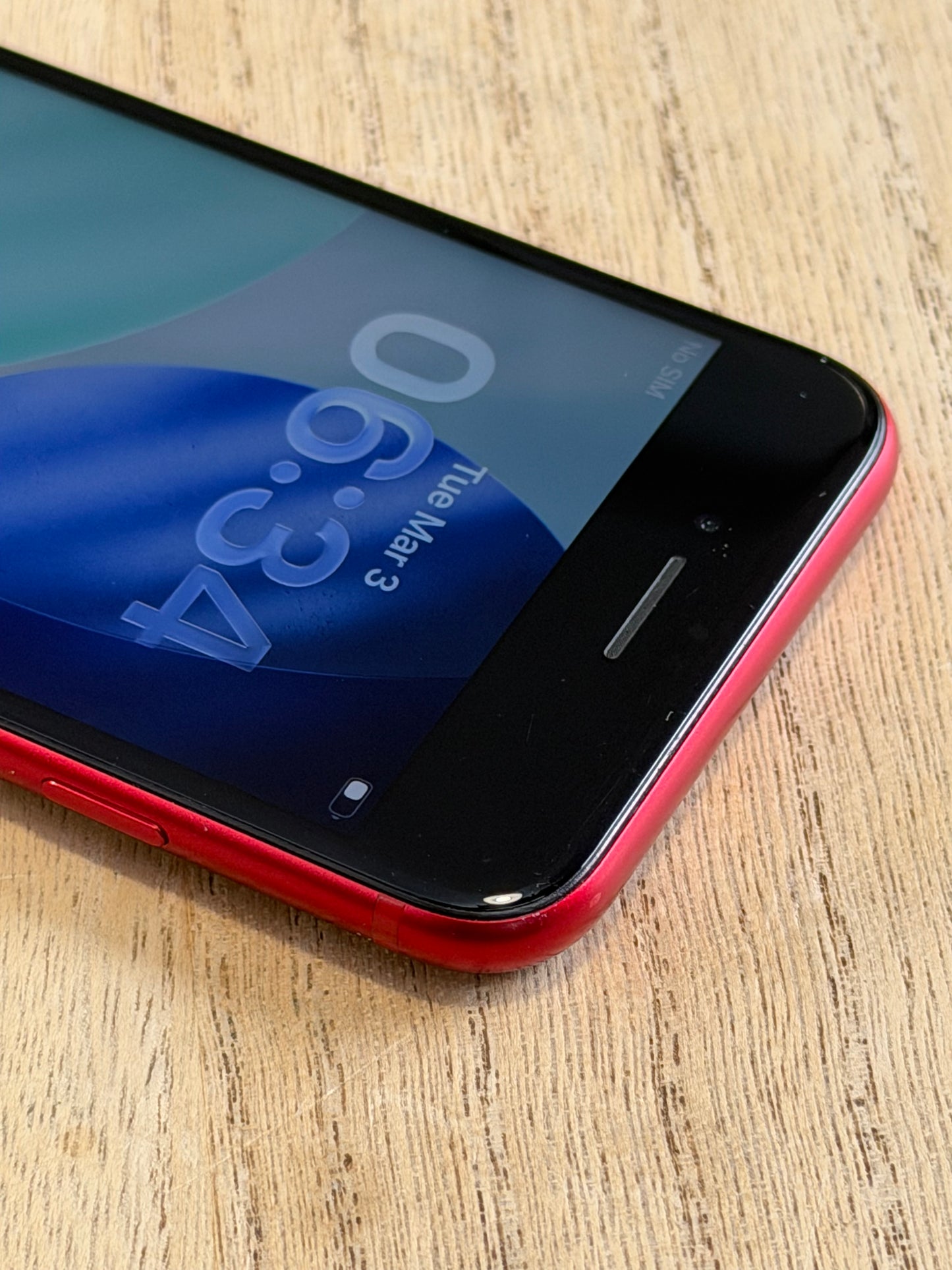 Pre-owned Apple iPhone SE2 (64GB Red, 2020) - A-grade