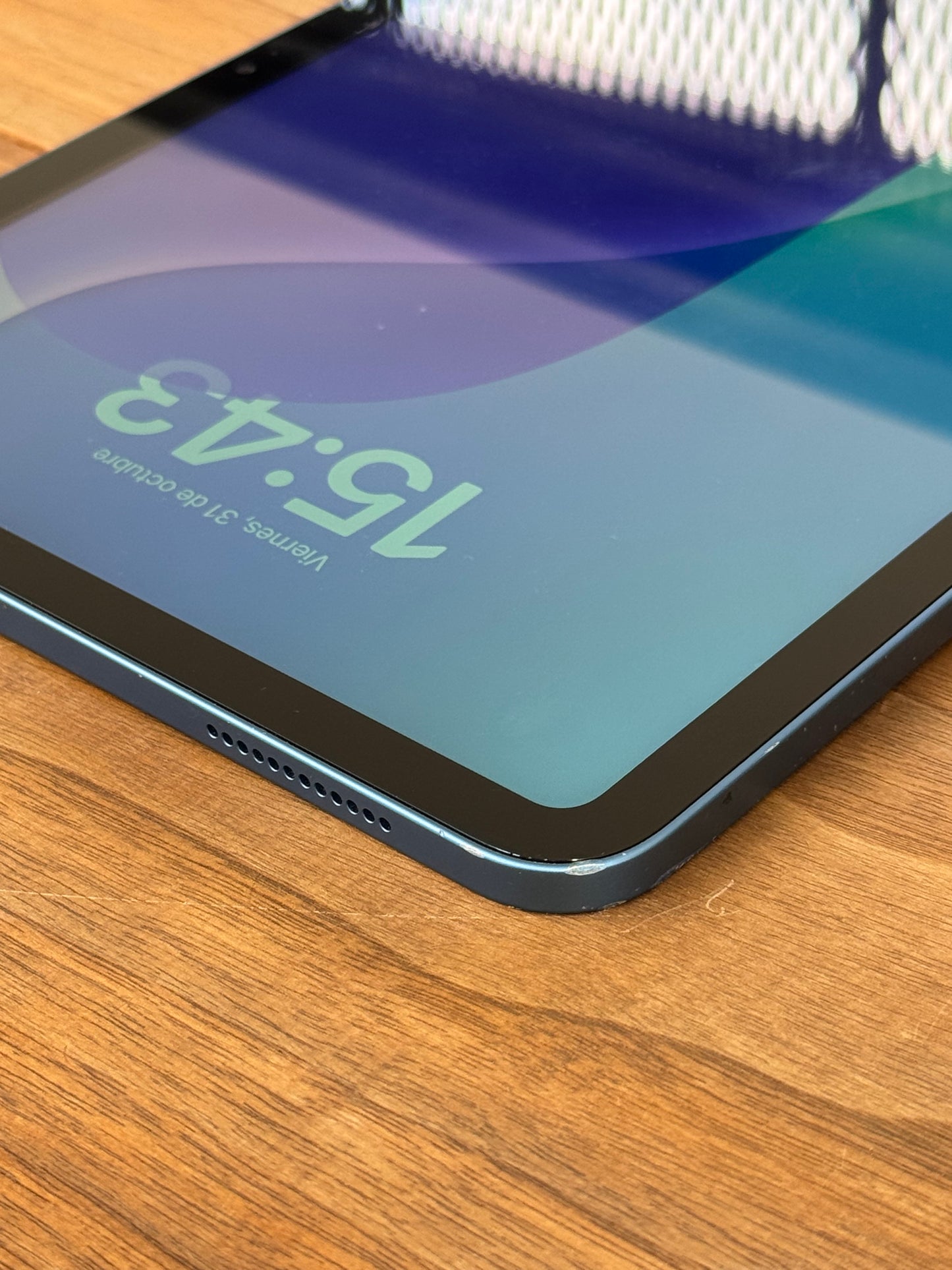 Pre-owned Apple 2022 iPad 10th gen 64gb Blue - A/B grade