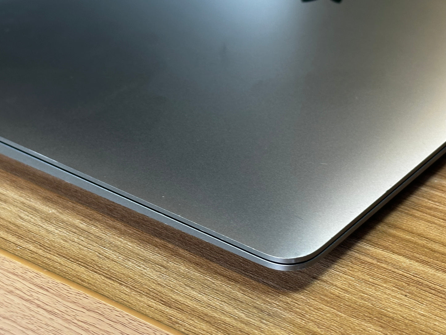 Pre-owned Apple 13" Macbook Air M1 2020 - A/B-Grade