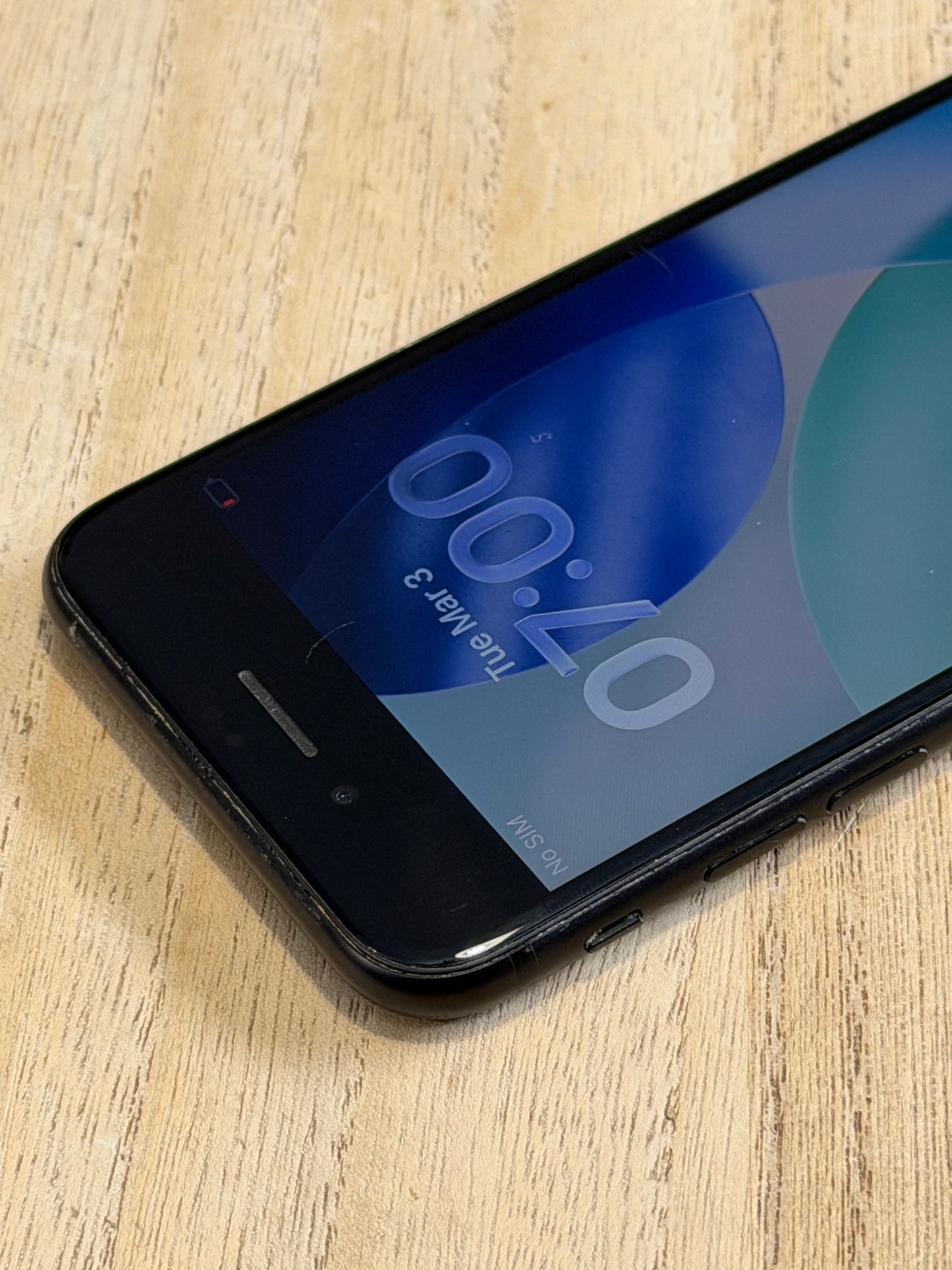 Pre-owned Apple iPhone SE2 (64GB Black, 2020) - A/B-grade