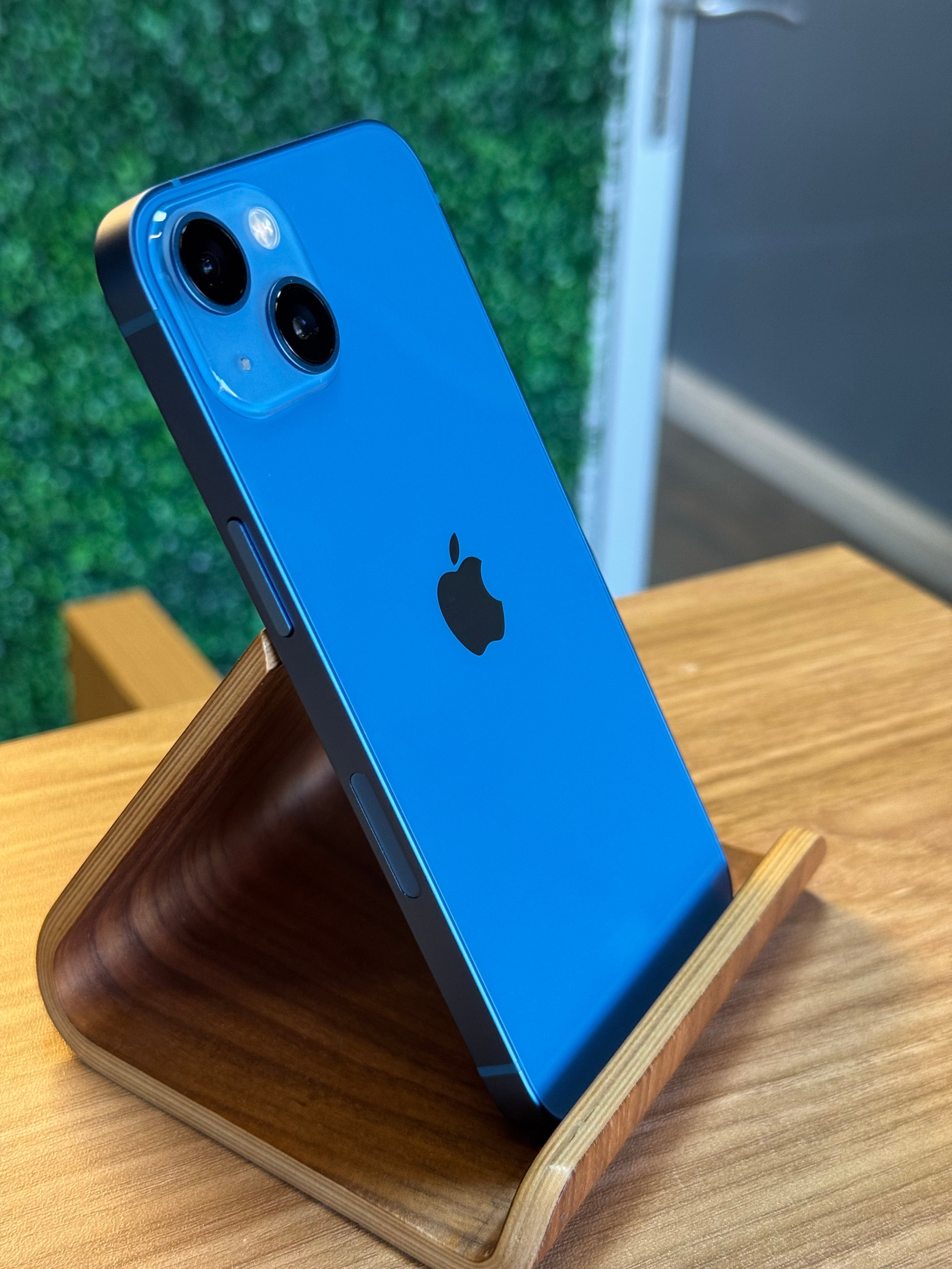 Pre-owned Apple iPhone 13 (128GB Blue) - Like New Condition A++