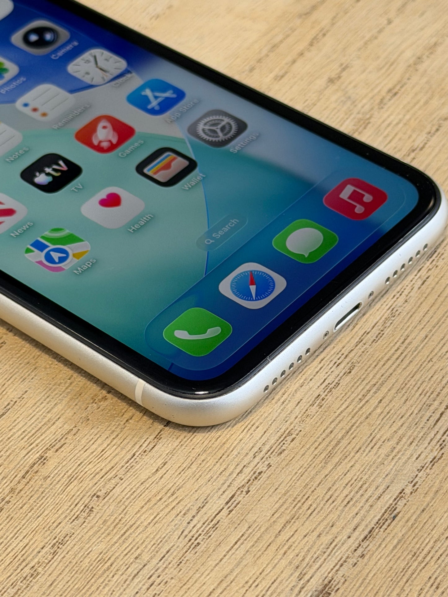 Pre-owned Apple iPhone 11 (64GB White) - A-grade