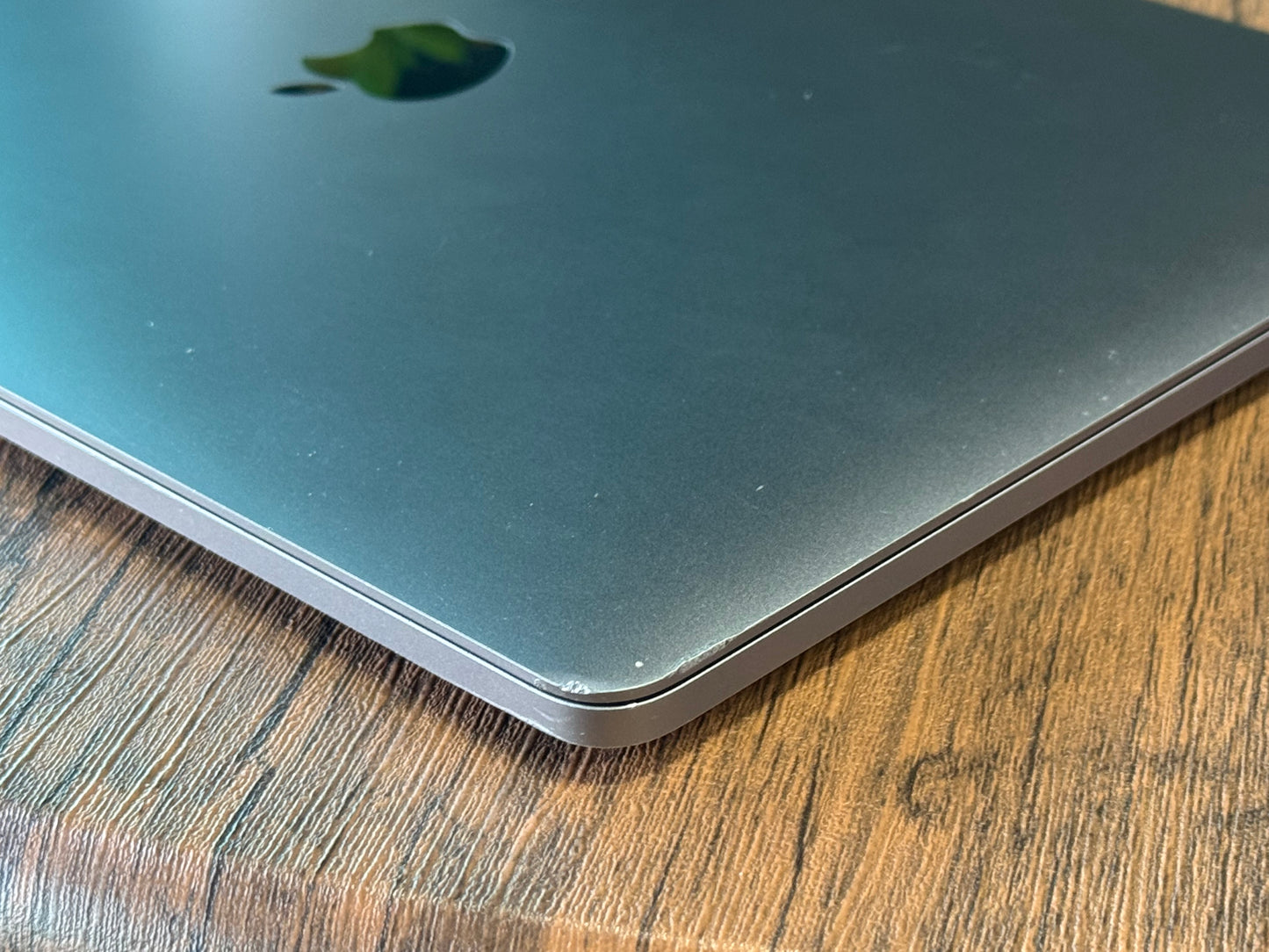 Pre-owned Apple 13" Macbook Pro i5 (Space Grey, 2020) - A/B grade