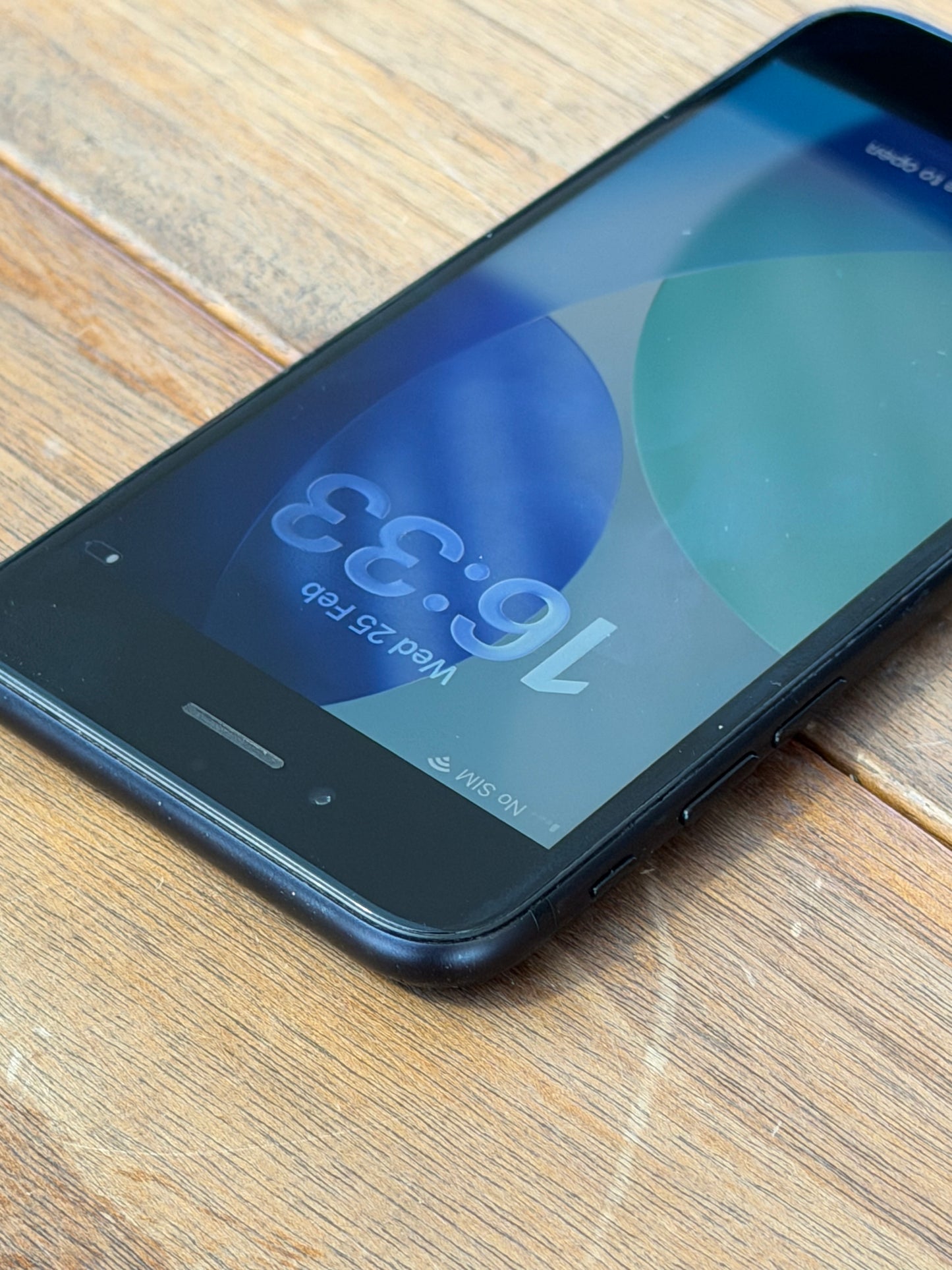 Pre-owned Apple iPhone SE2 (64GB Black) - A-grade