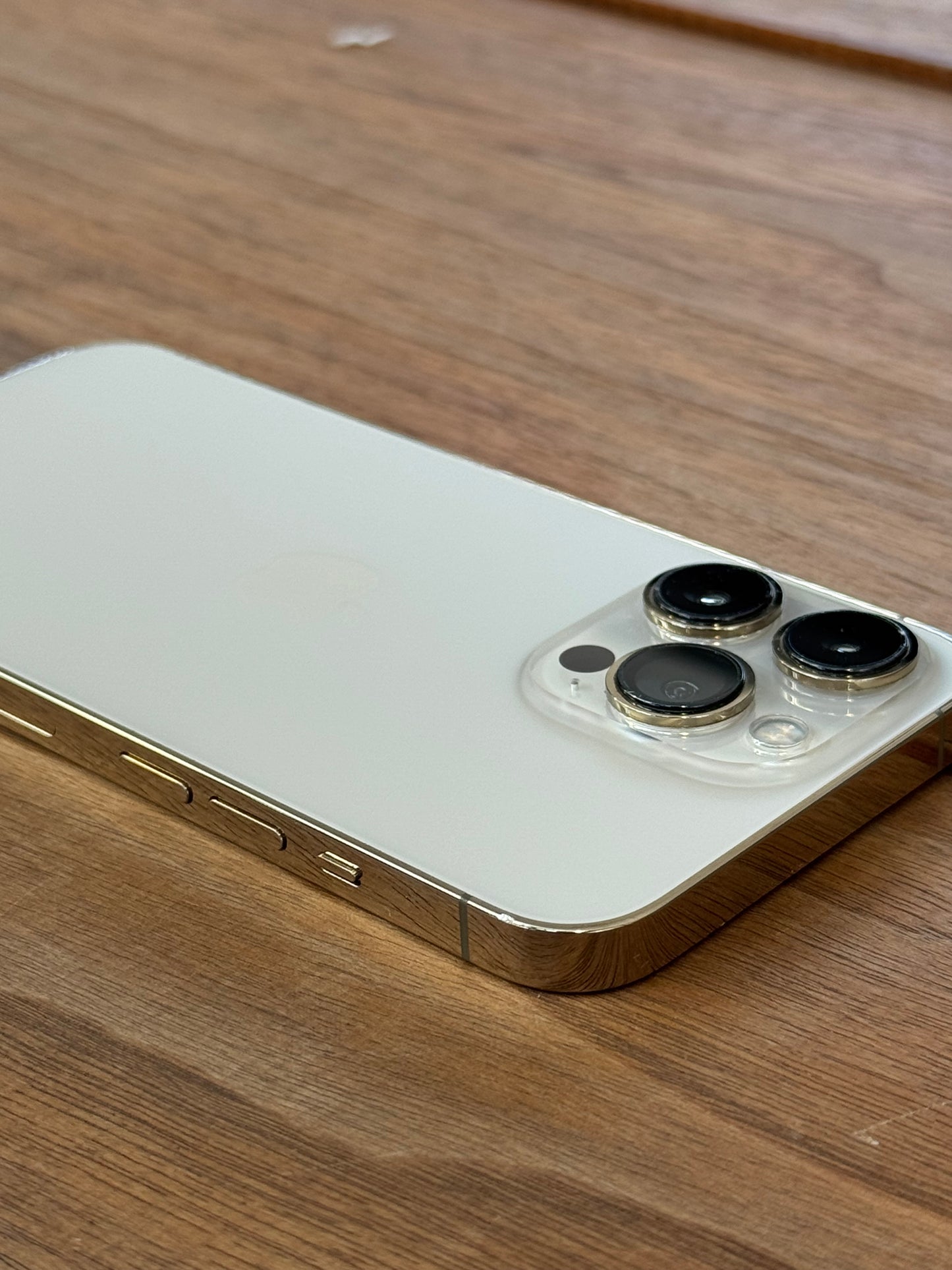 Pre-owned Apple iPhone 13 Pro (512GB Gold) - A-grade