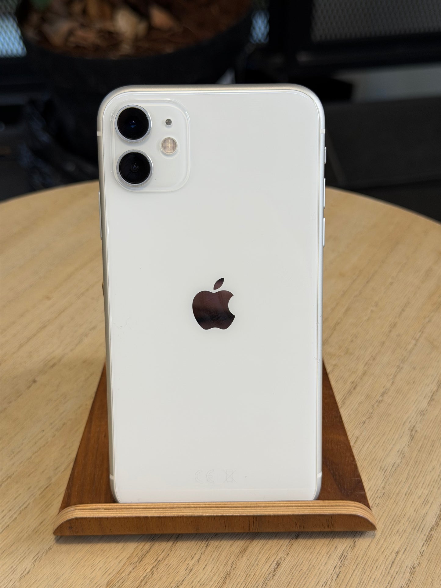 Pre-owned Apple iPhone 11 (64GB White) - A-grade