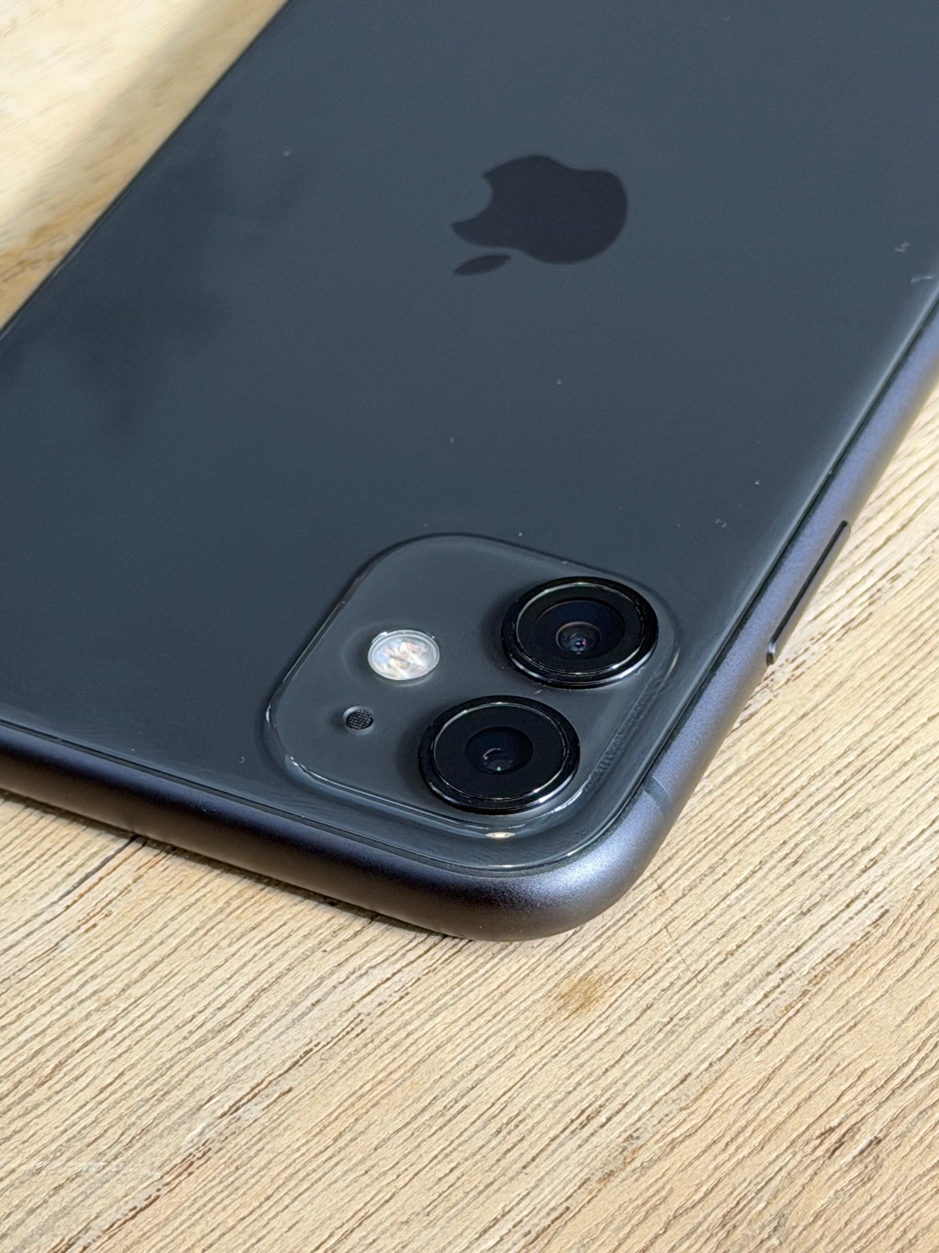 Pre-owned iPhone 11 (64GB Black) - A-grade – Phone Factory