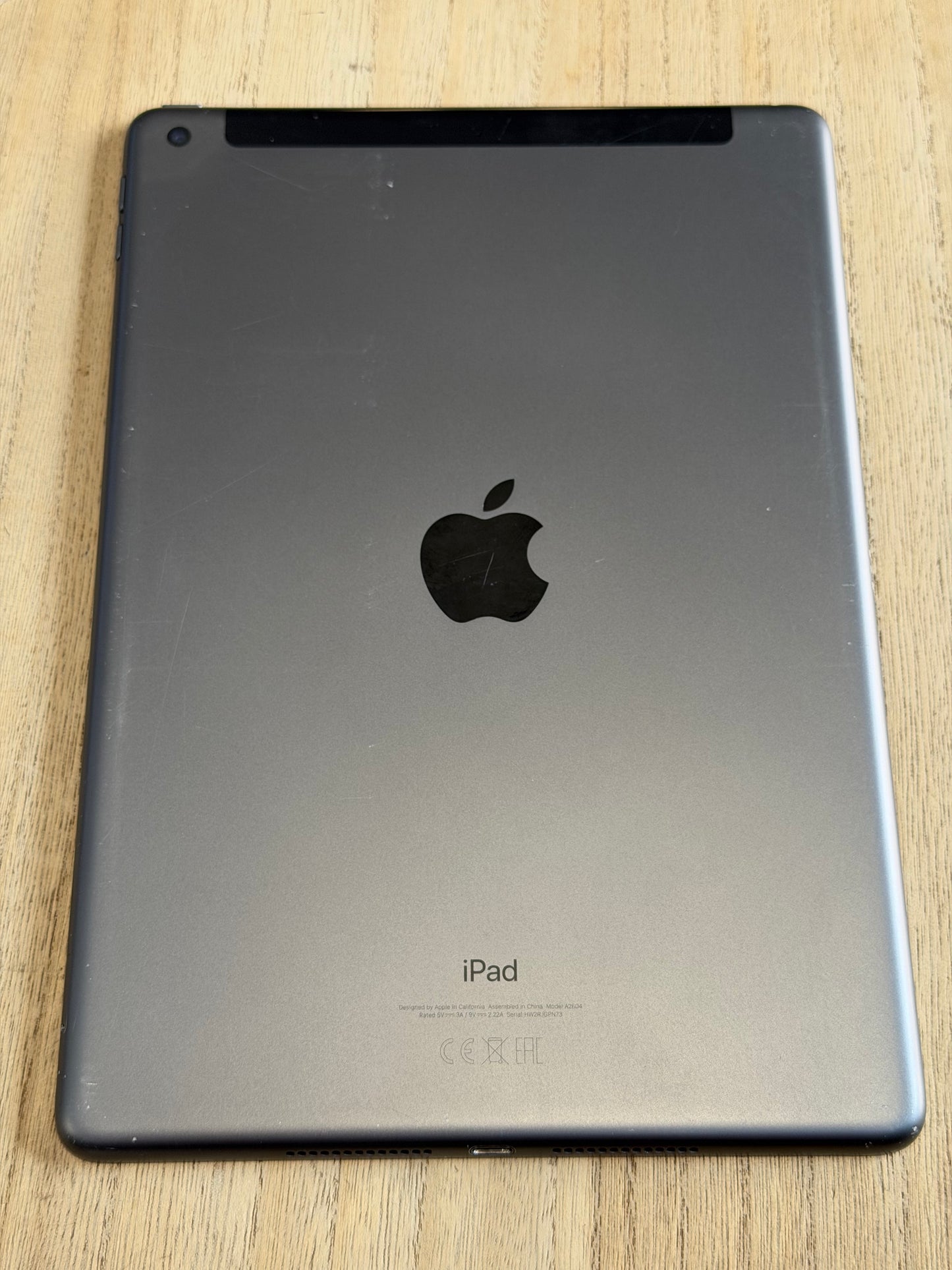 Pre-owned 10.5" iPad 9th Gen (Wi-Fi & LTE, 64GB, Space Grey) - A-grade