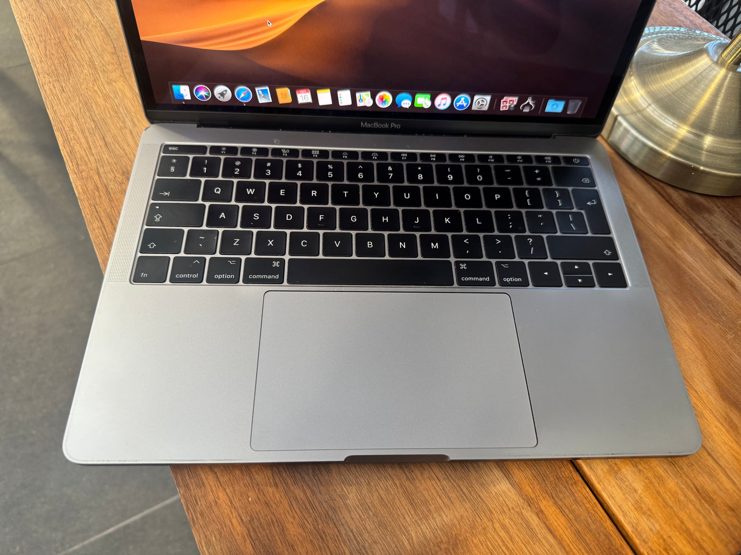 Pre-owned Apple 13" Macbook Pro i5 (2017, 128gb) - A/B Grade