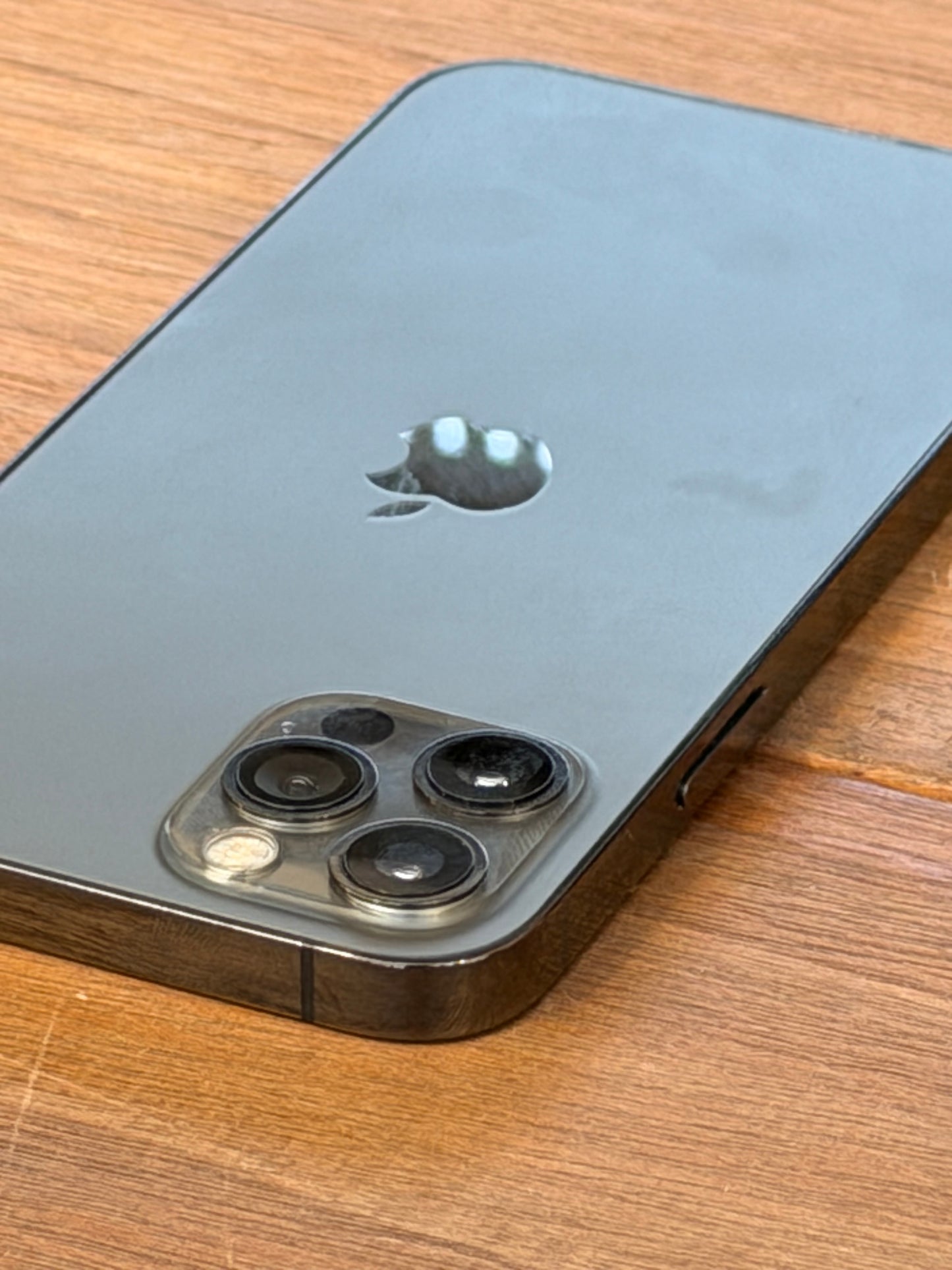 Pre-owned Apple iPhone 12 Pro (128GB Space Grey) - A/B Grade