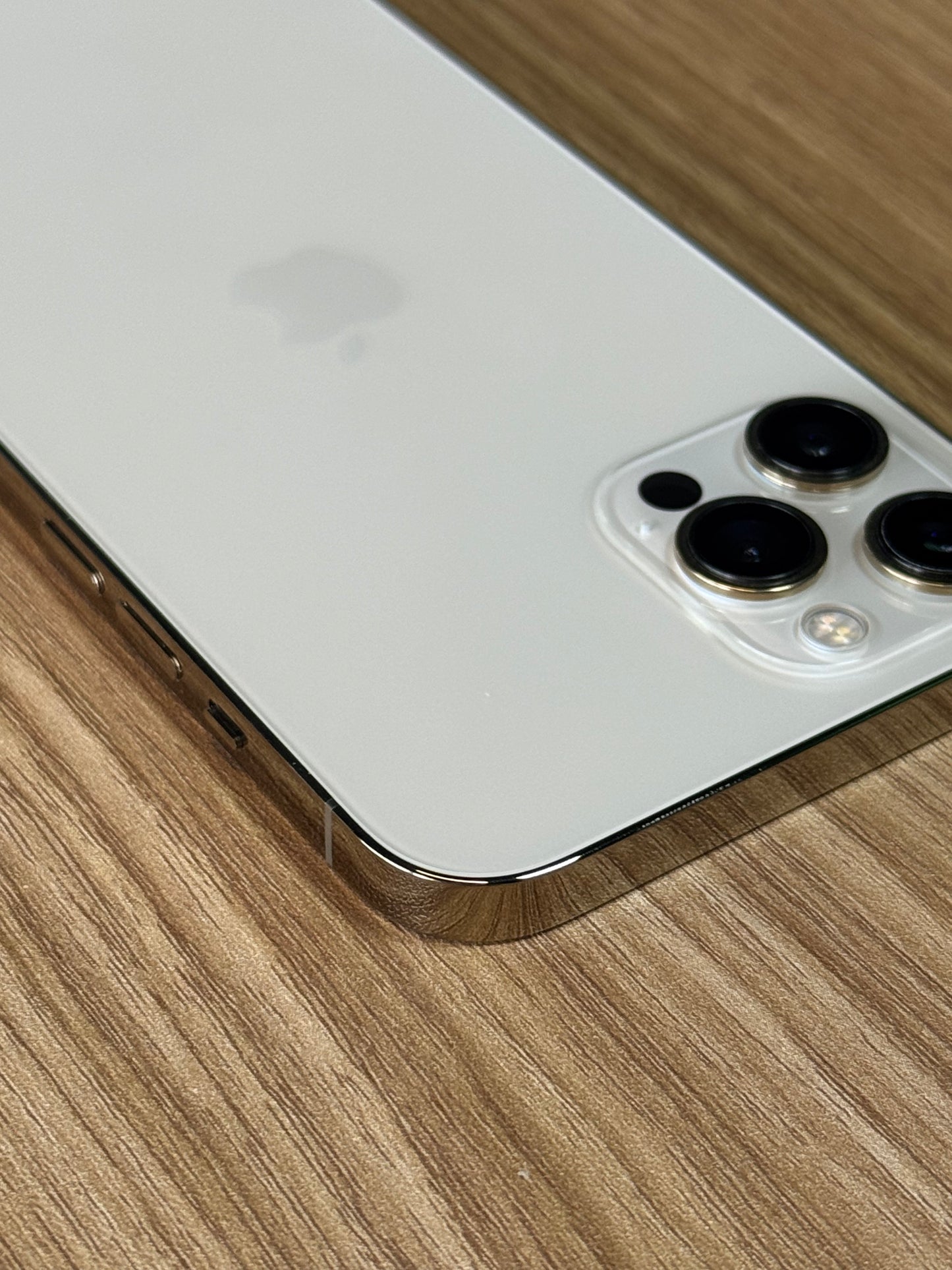 Pre-owned Apple iPhone 12 Pro Max (256GB Gold) - A-grade