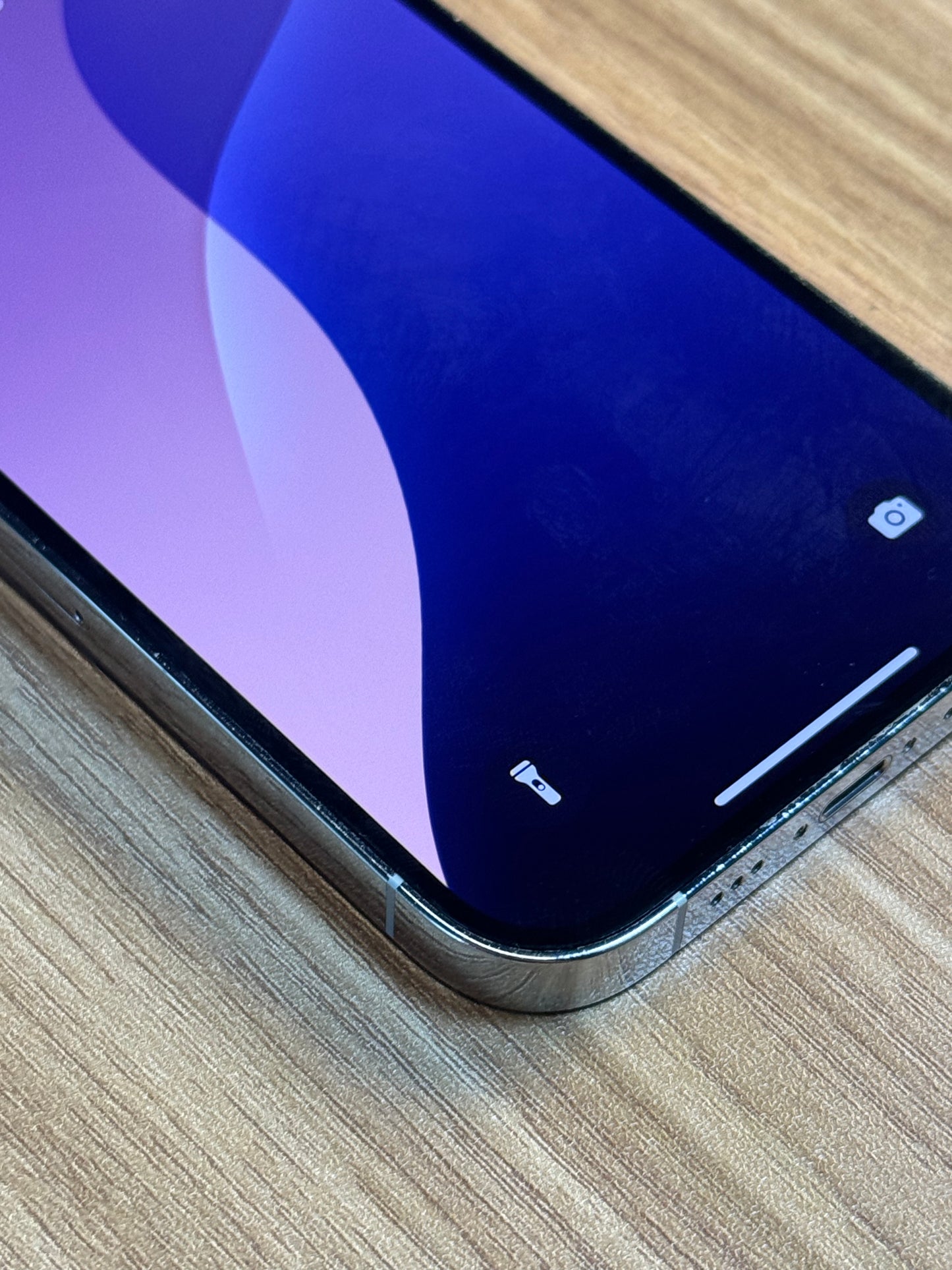 Pre-owned iPhone 14 Pro (256GB White) - No Face ID