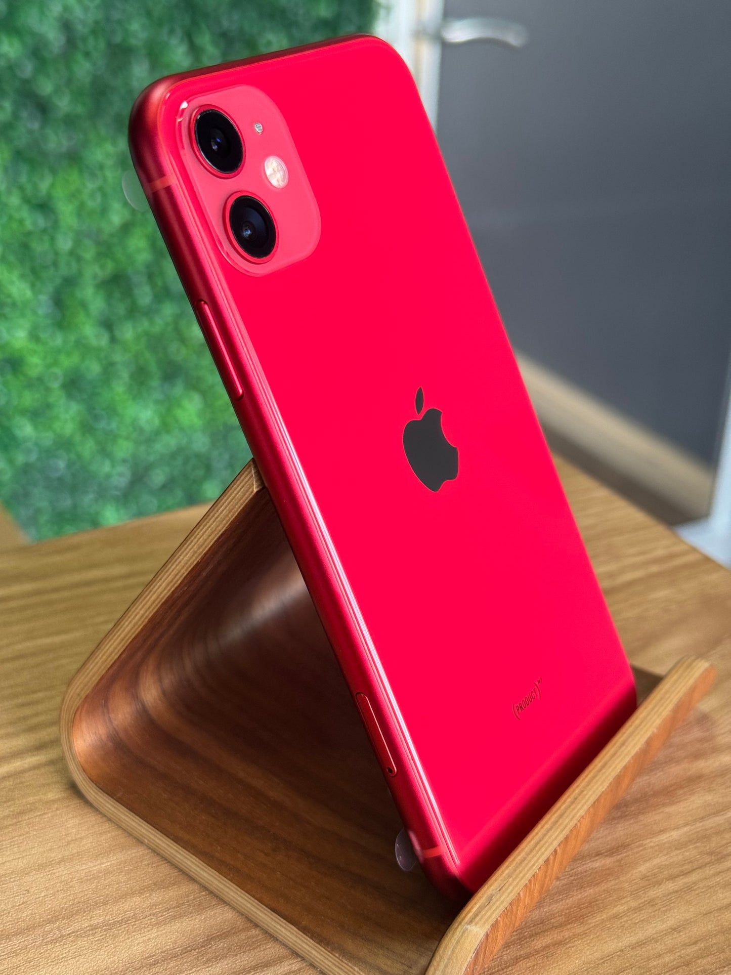 Pre-owned Apple iPhone 11 (128GB Red) - Like New Condition A++