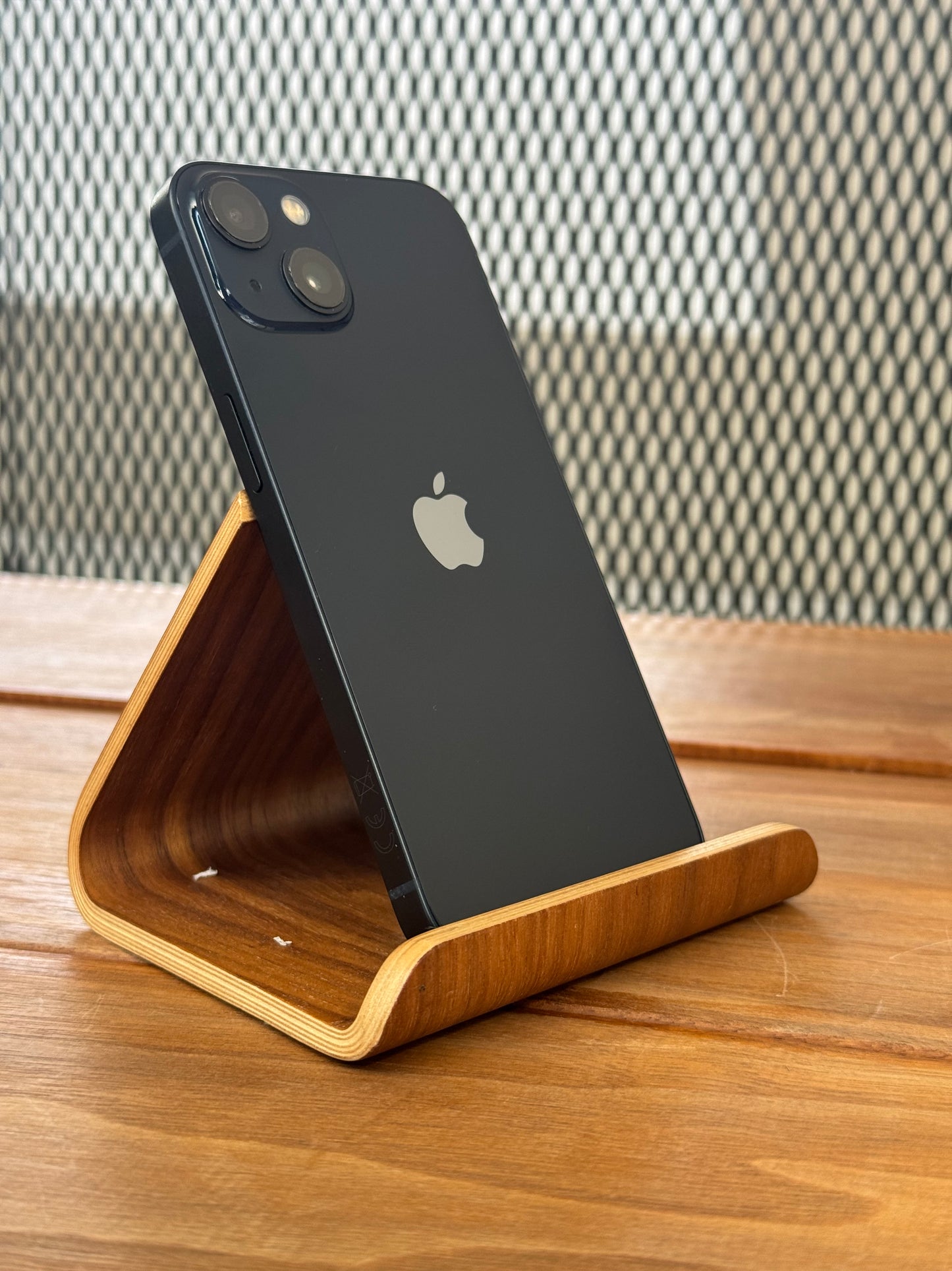 Pre-owned Apple iPhone 13 (128gb Black) - A/B-grade