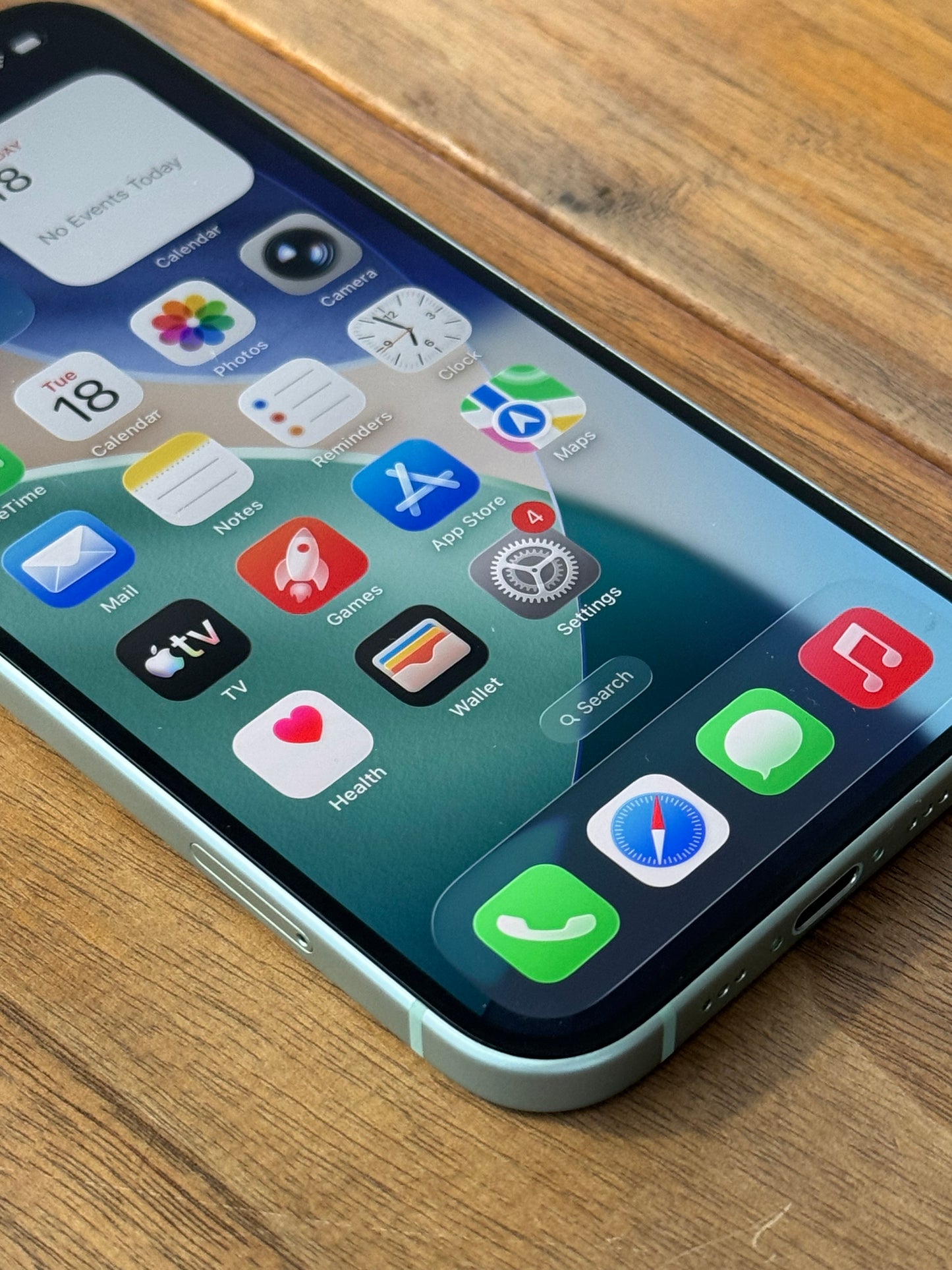 Pre-owned Apple iPhone 15 (128gb, Green) - No Face ID