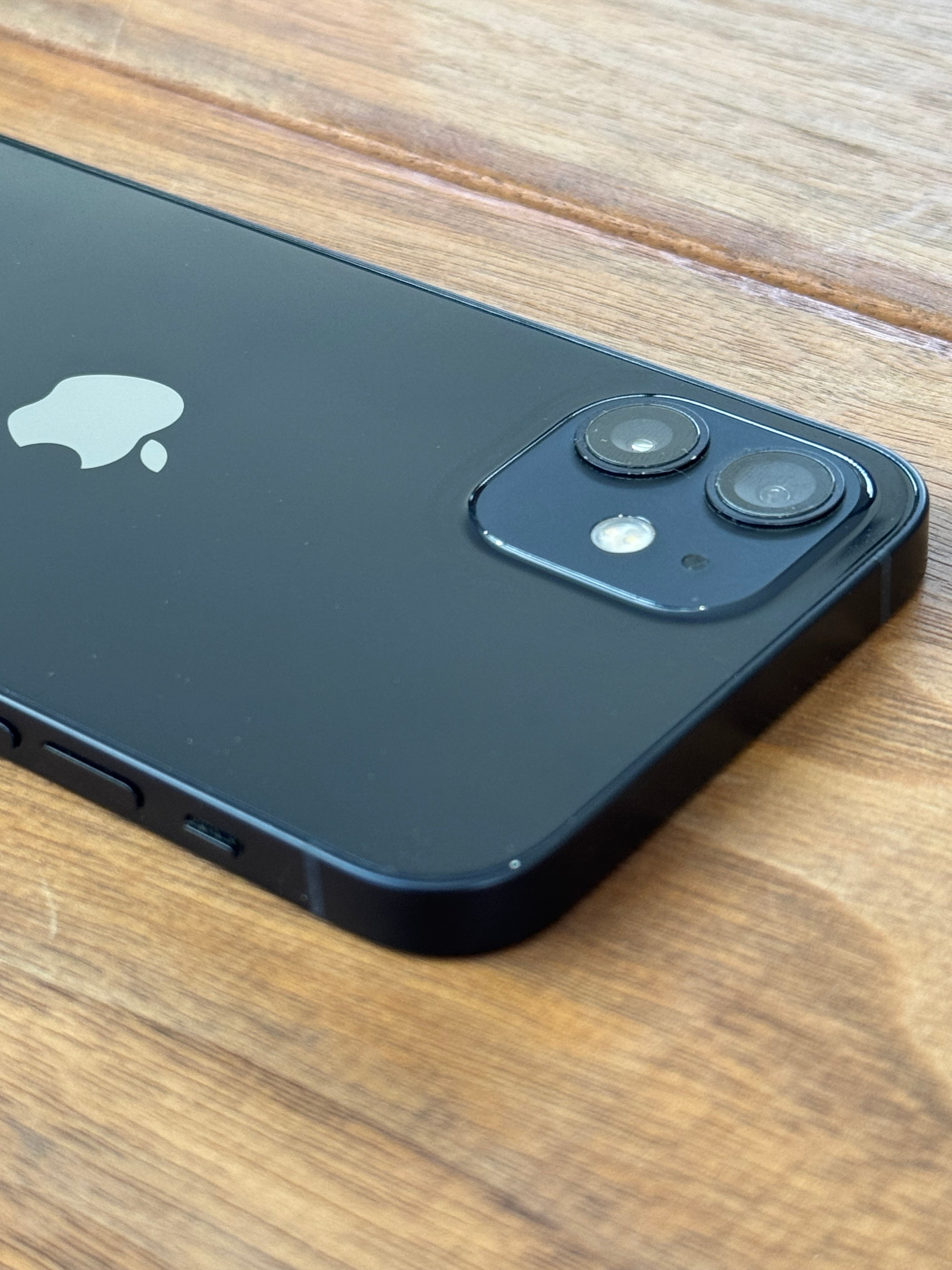 Pre-owned Apple iPhone 12 (64GB Black) - A-Grade – Phone Factory