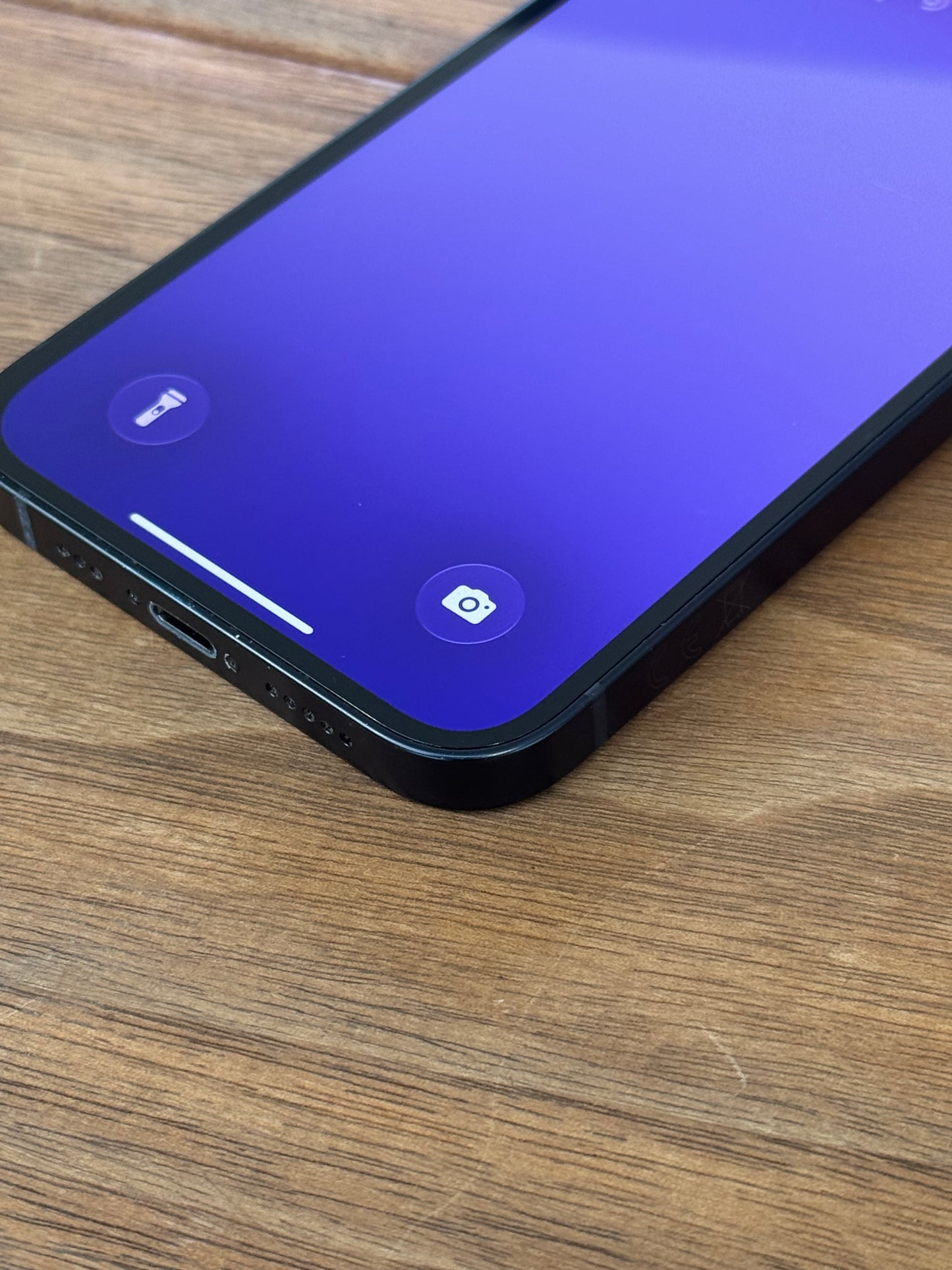 Pre-owned Apple iPhone 12 (128GB Black) - A-Grade