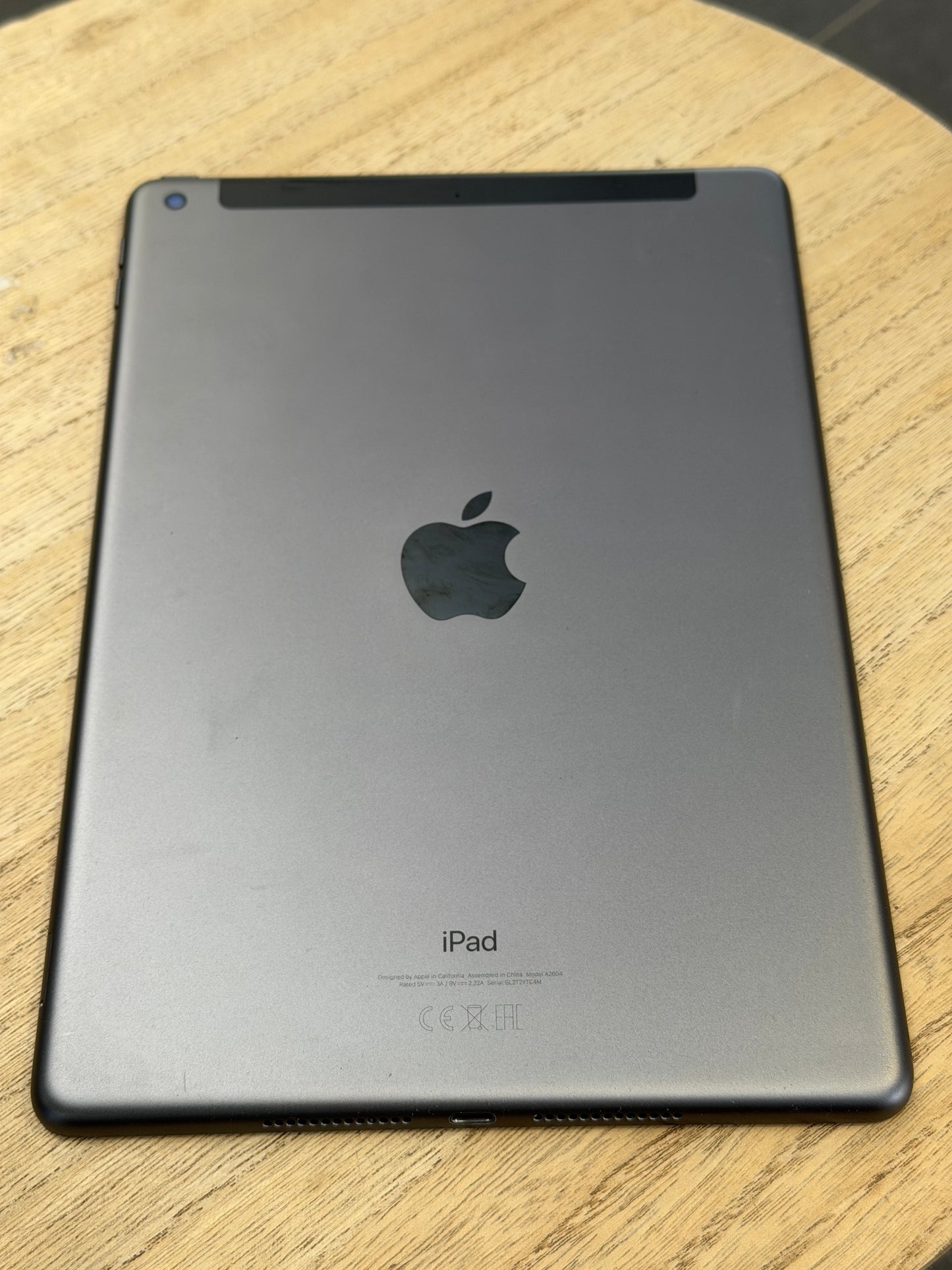 Pre-owned  iPad 9th Gen (Wi-Fi & Cell, 64GB, Space Grey) - B-Grade