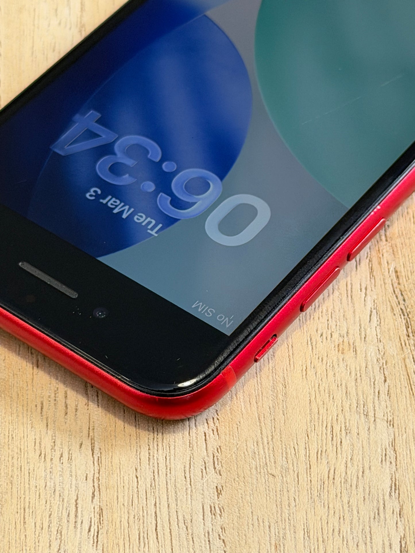 Pre-owned Apple iPhone SE2 (64GB Red, 2020) - A-grade