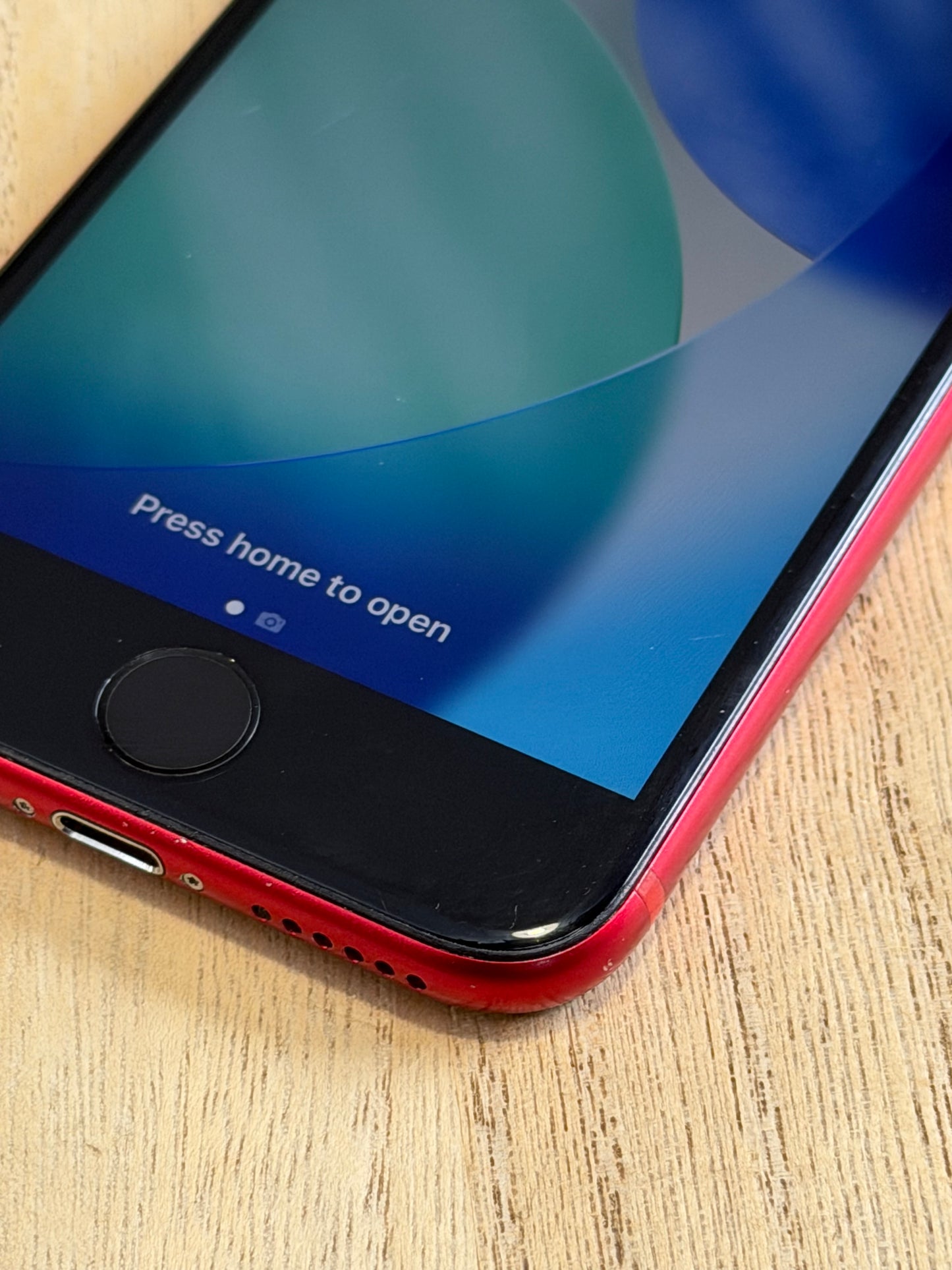 Pre-owned Apple iPhone SE2 (64GB Red, 2020) - A-grade