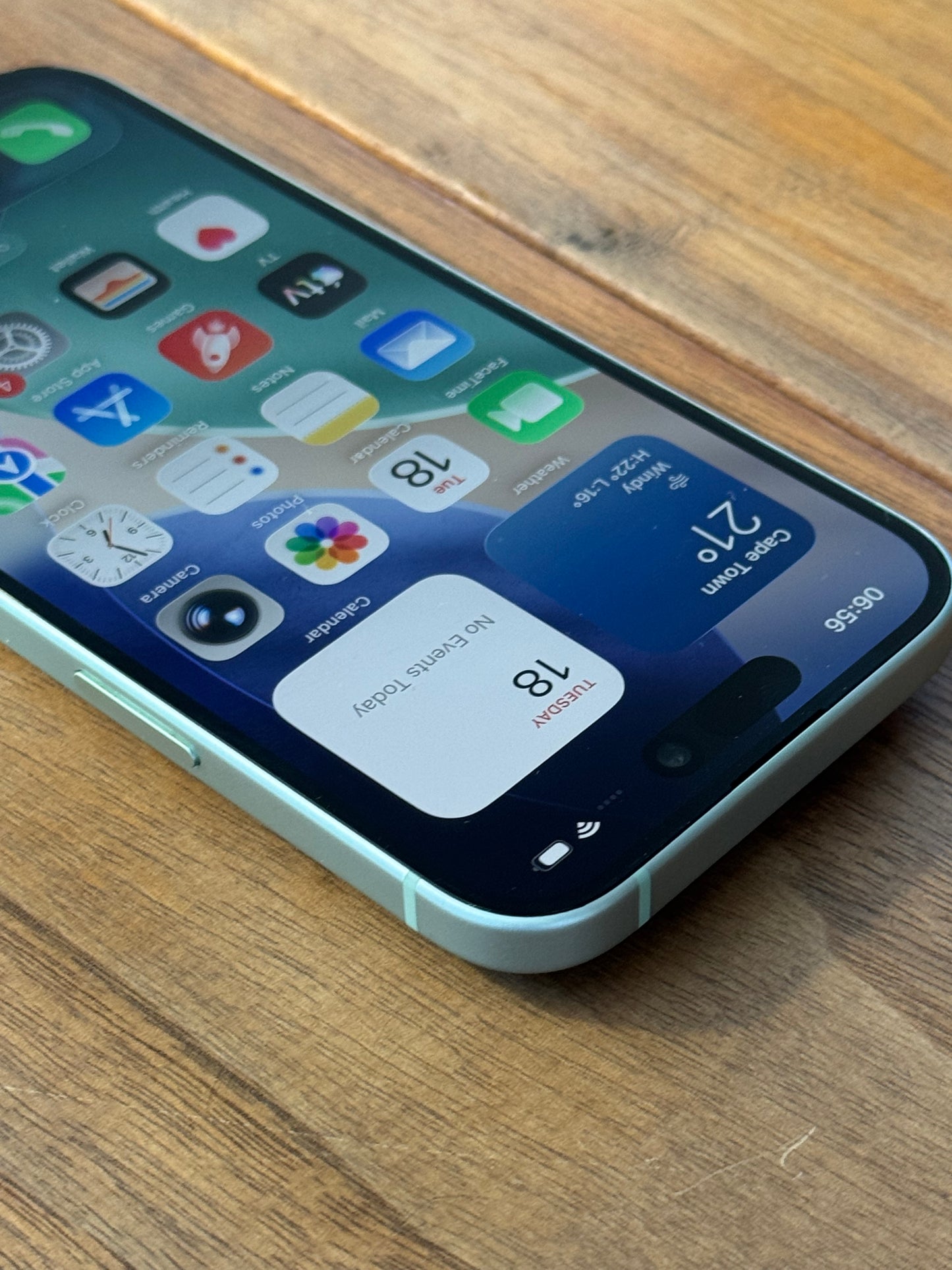 Pre-owned Apple iPhone 15 (128gb, Green) - No Face ID