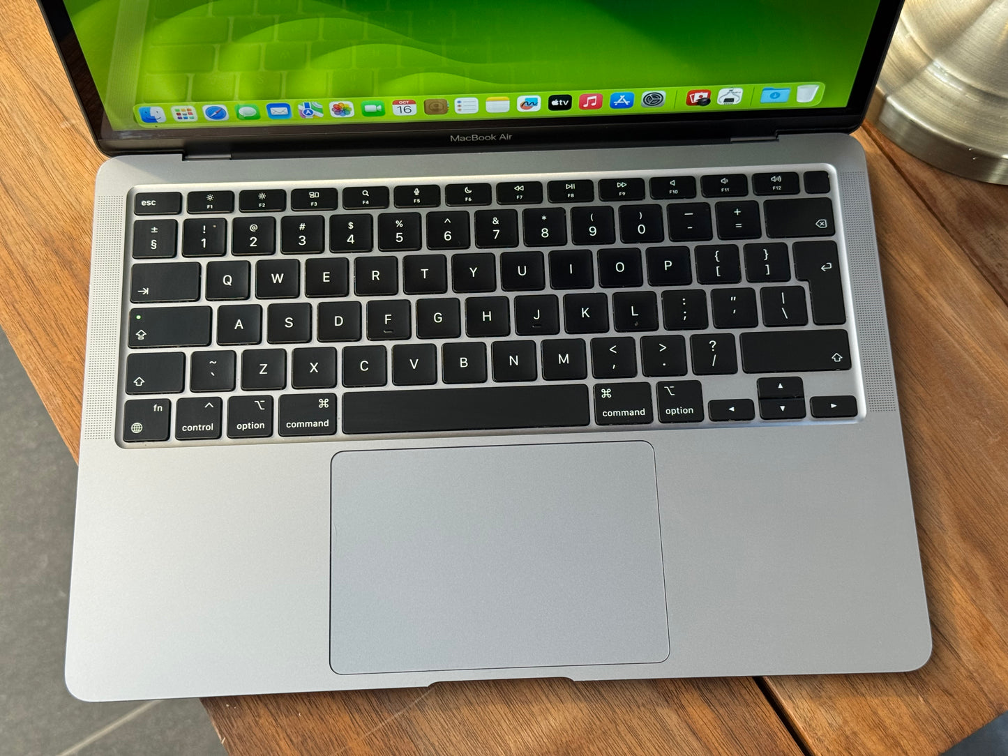 Pre-owned Apple 13" Macbook Air M1 2020 - A/B-Grade